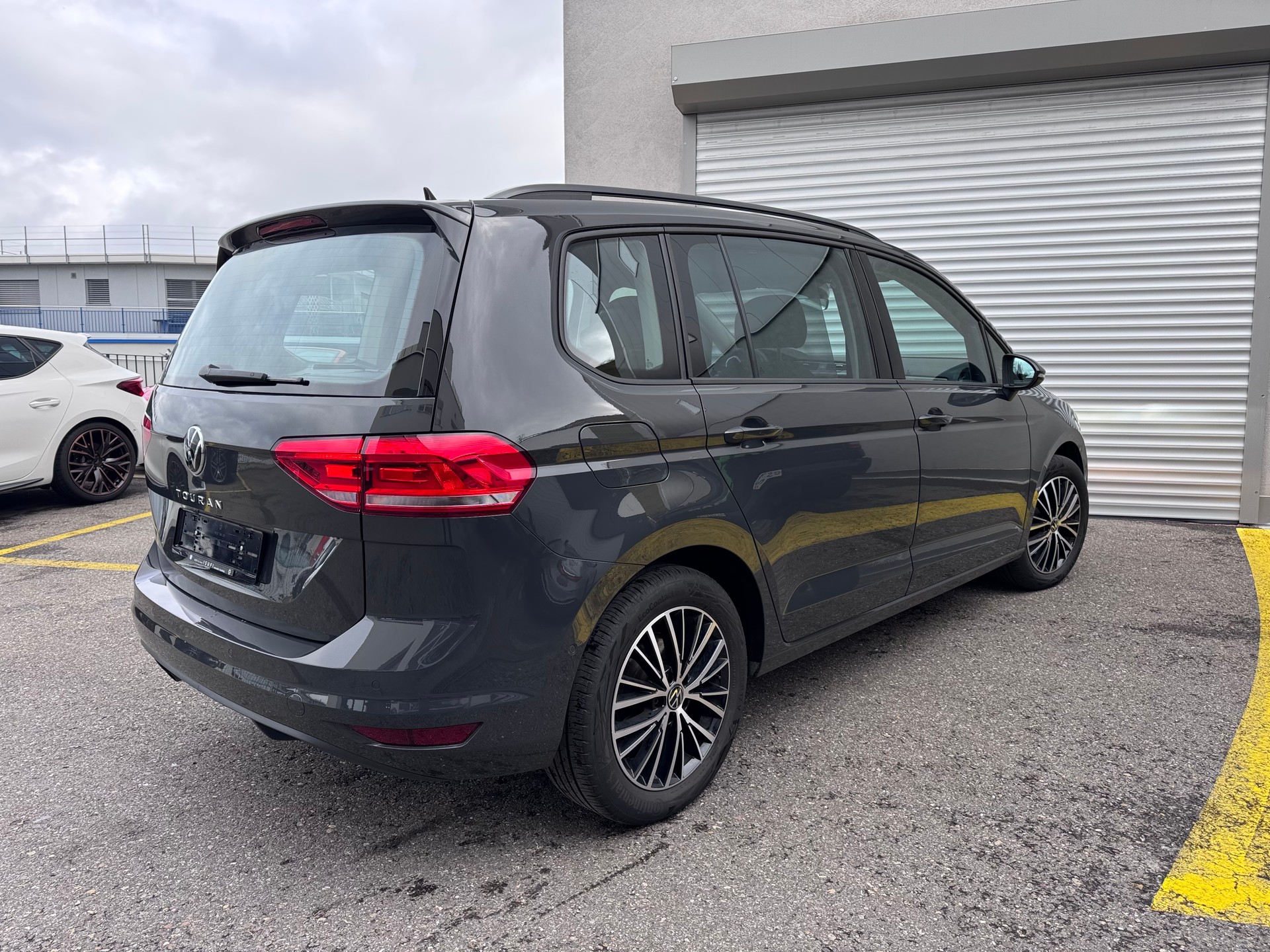 VW Touran 2.0 TDI BlueMotion Technology Comfortline DSG-showroom-element-2