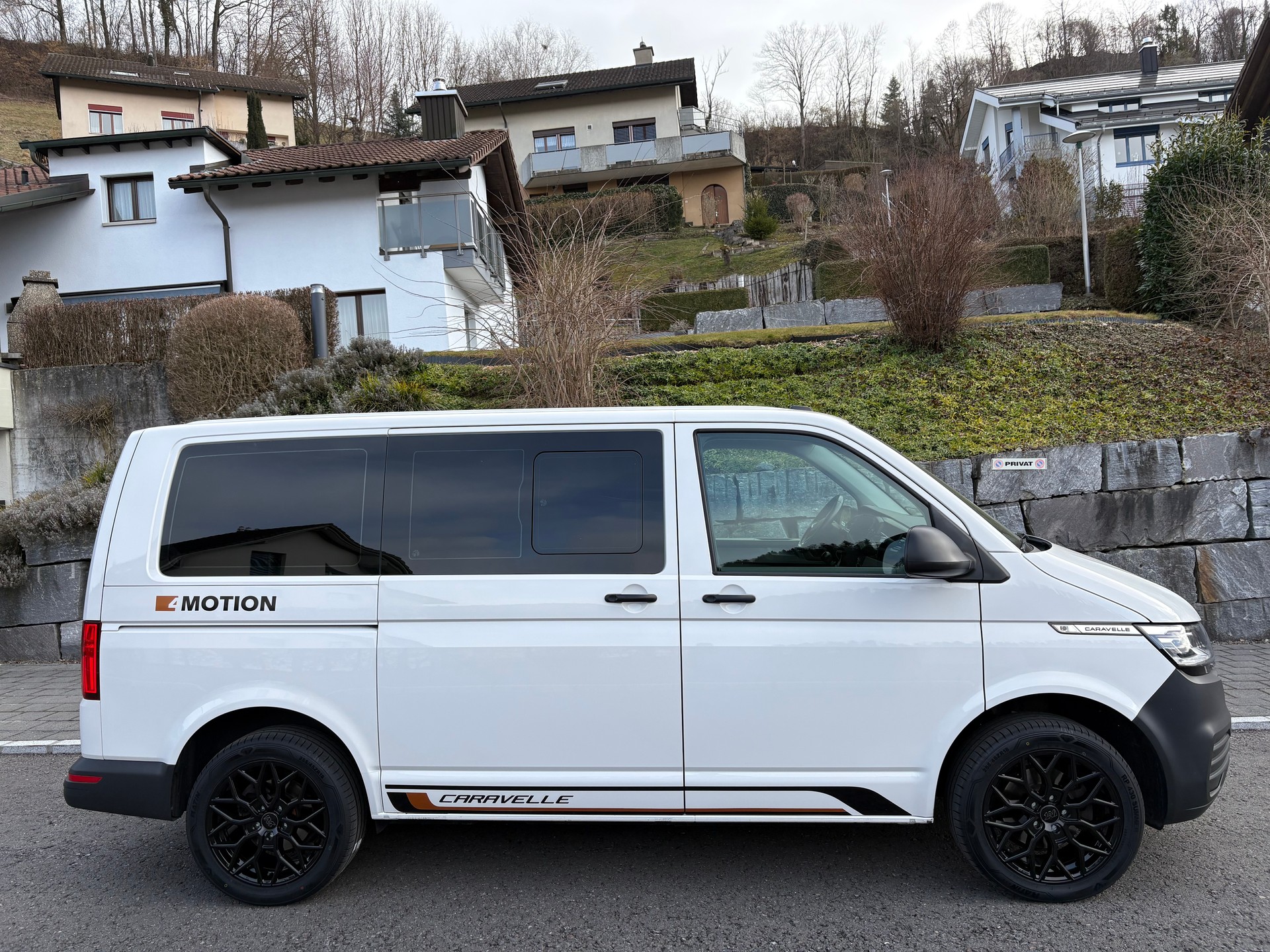 VW T6.1 Caravelle 2.0 TDI 4Motion-image-4