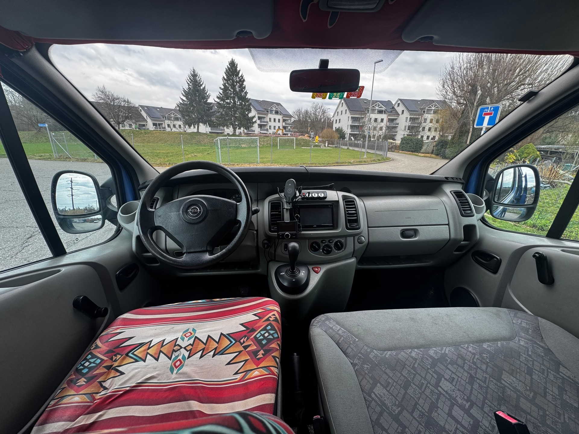 OPEL Vivaro Life 2.5 CDTI 2.7t-image-8
