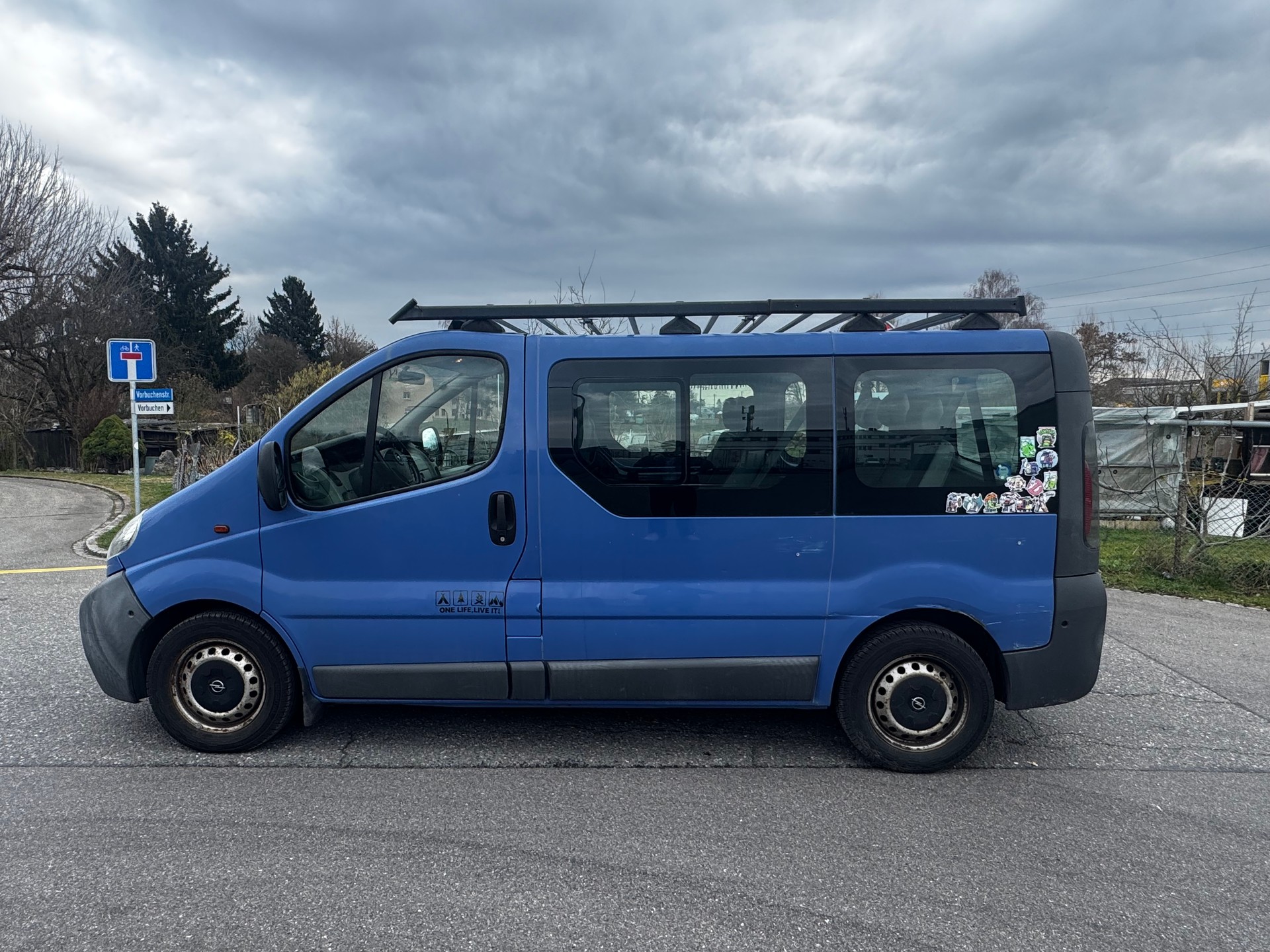 OPEL Vivaro Life 2.5 CDTI 2.7t-image-3