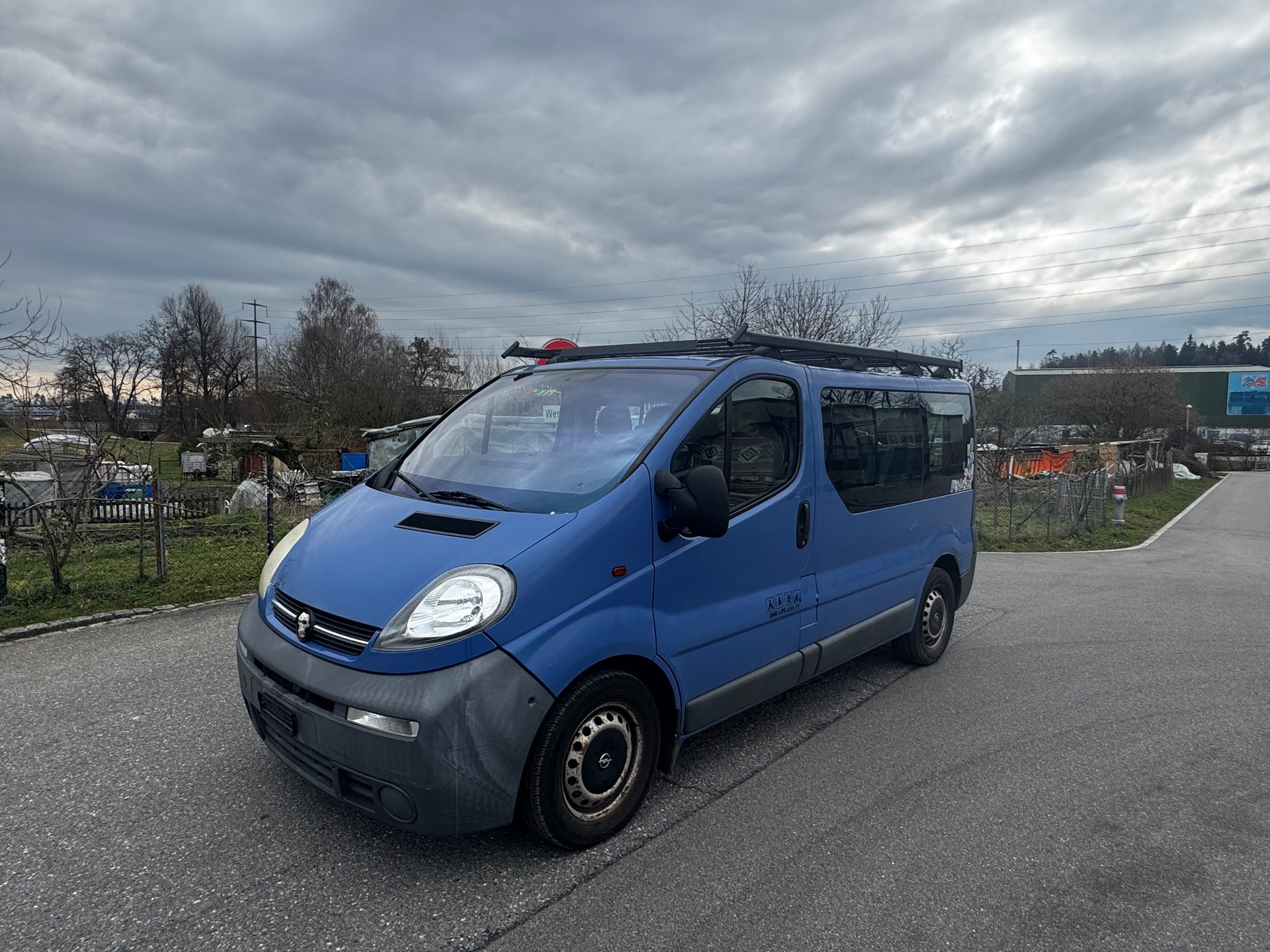 OPEL Vivaro Life 2.5 CDTI 2.7t-image-2