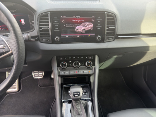 SKODA Karoq 2.0TSI SportL.4x4-image-10