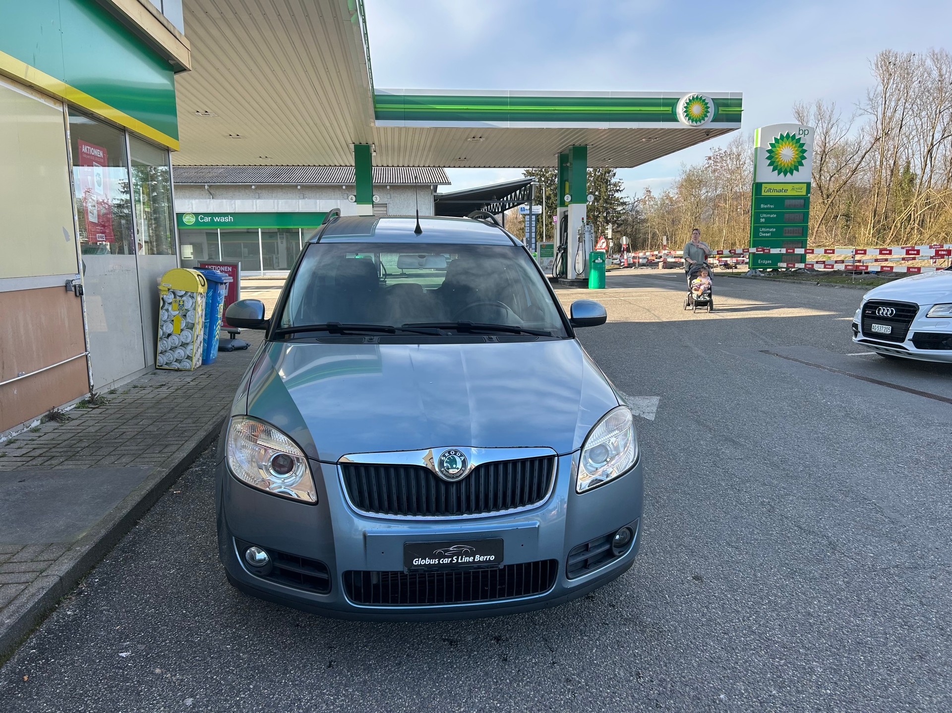 SKODA Roomster 1.9 TDI Style-image-0