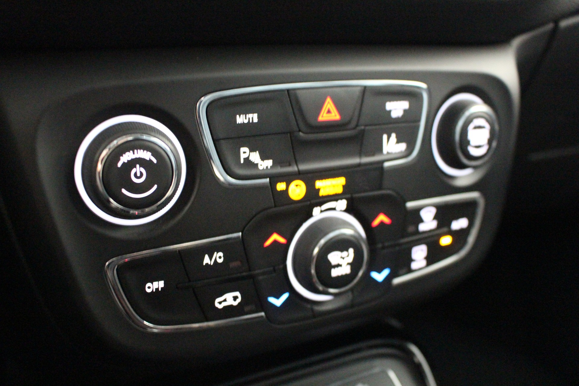 JEEP Compass 1.4 MultiAir Opening Editon AWD-image-20