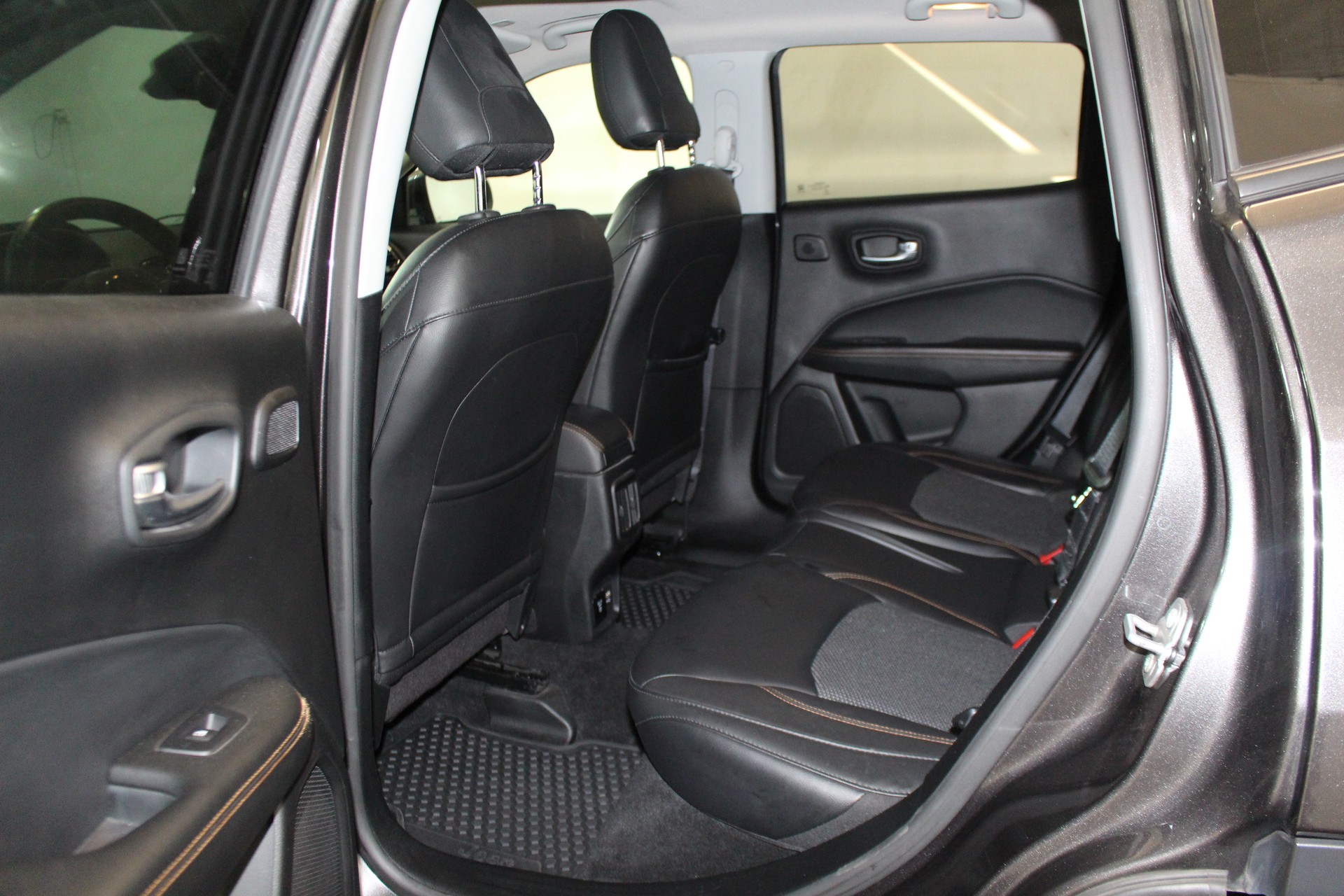 JEEP Compass 1.4 MultiAir Opening Editon AWD-image-7