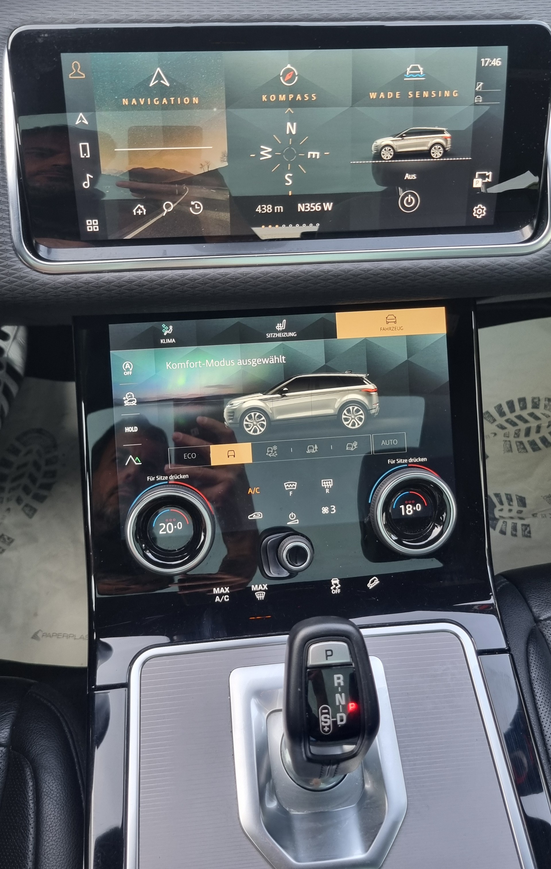 LAND ROVER Range Rover Evoque D 200 MHEV SE AT9-image-2