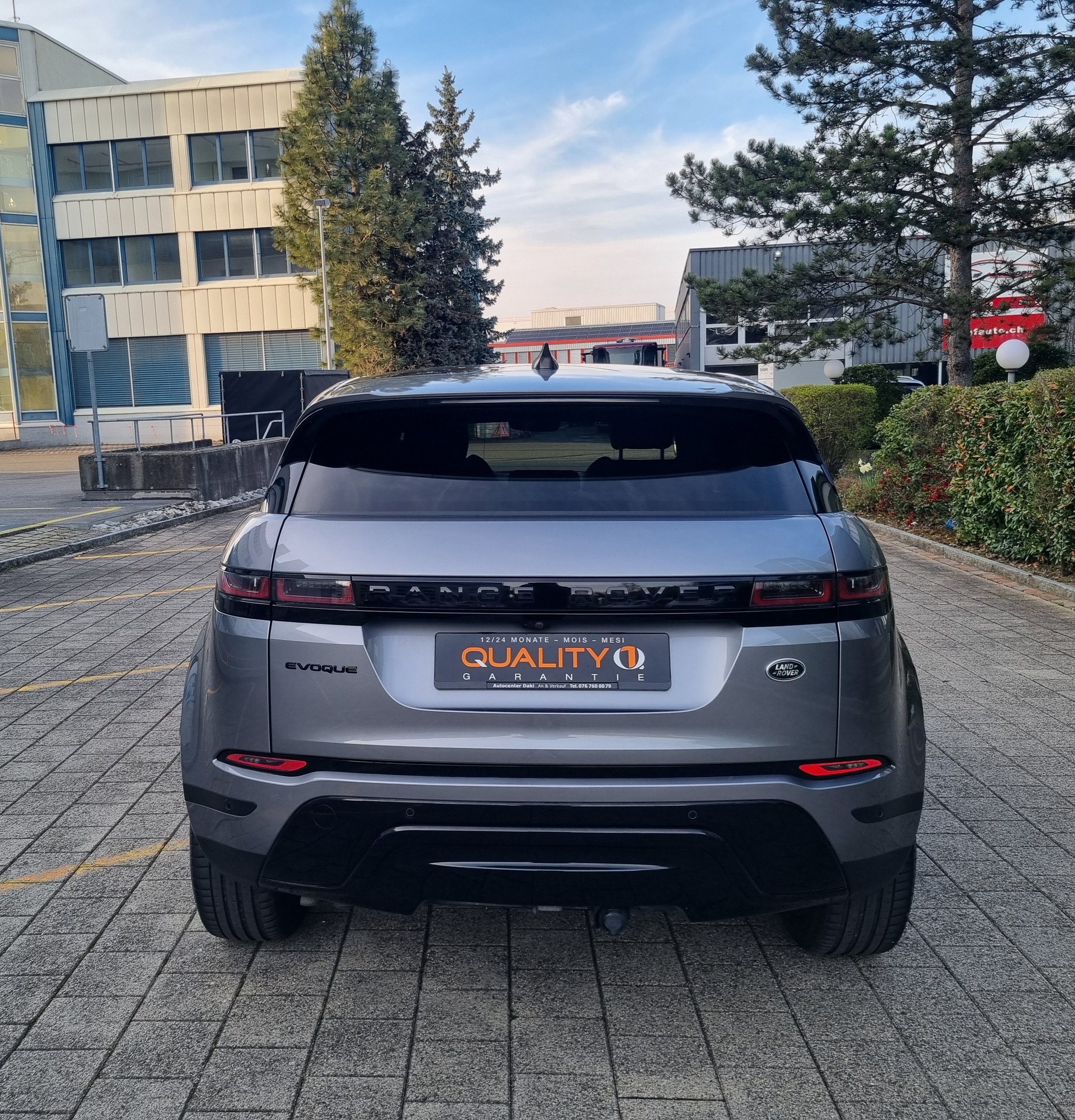 LAND ROVER Range Rover Evoque D 200 MHEV SE AT9-image-7