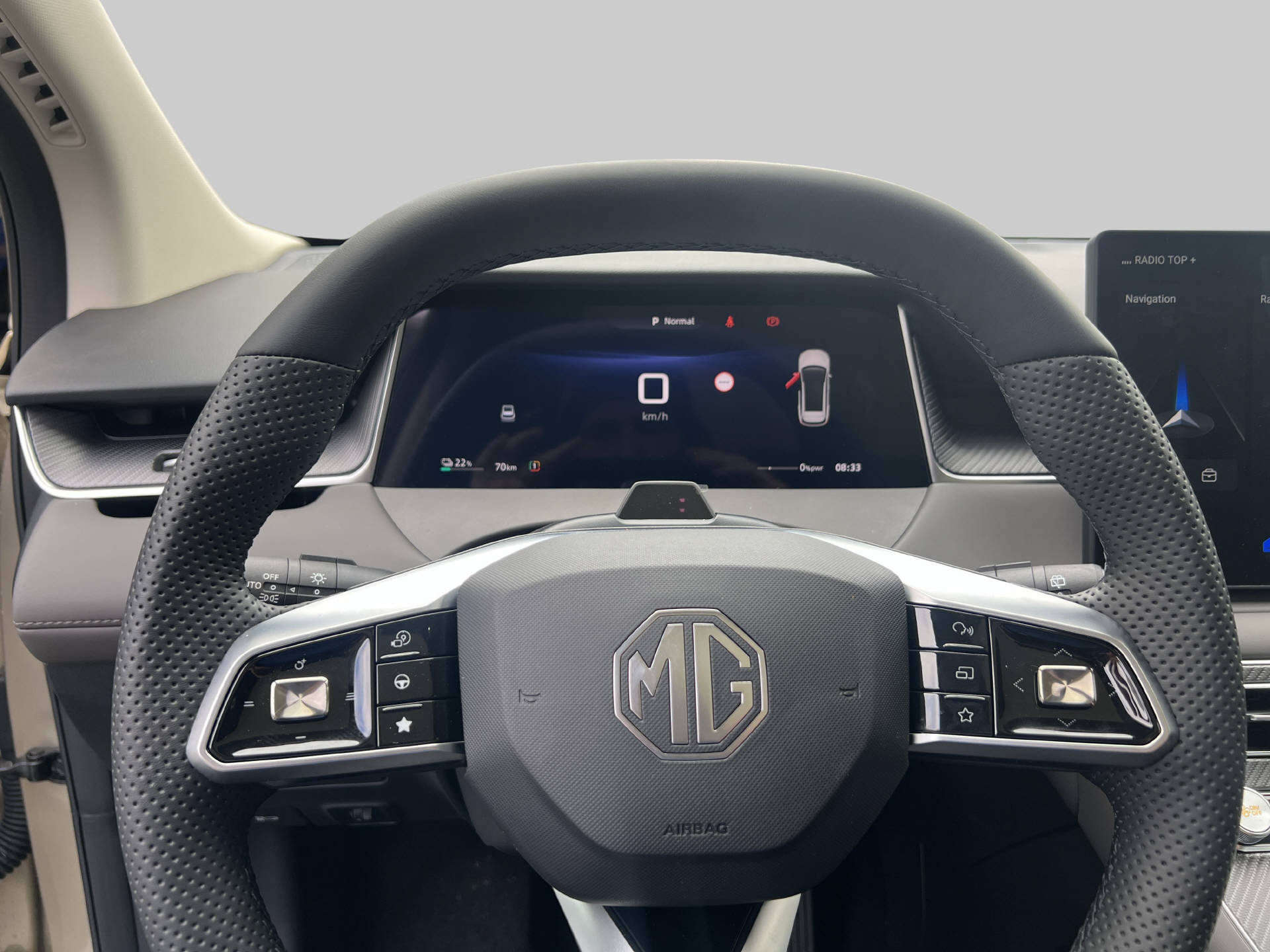 MG S6 EV 77 kWh Luxury 4WD-image-6
