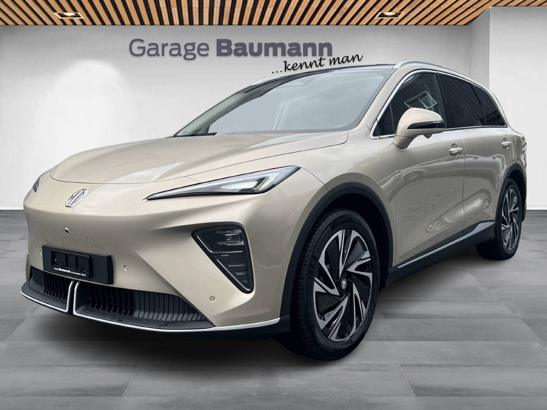 MG S6 EV 77 kWh Luxury 4WD-image-1