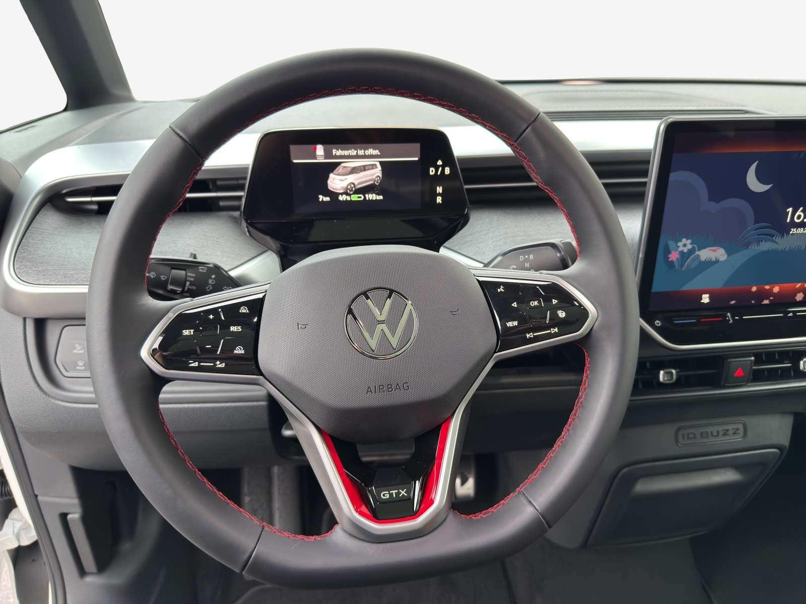 VW ID.Buzz LWB GTX 4 Motion-image-9