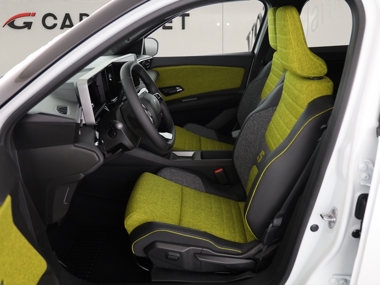 RENAULT R5 E-Tech Comfort Range iconic-image-5