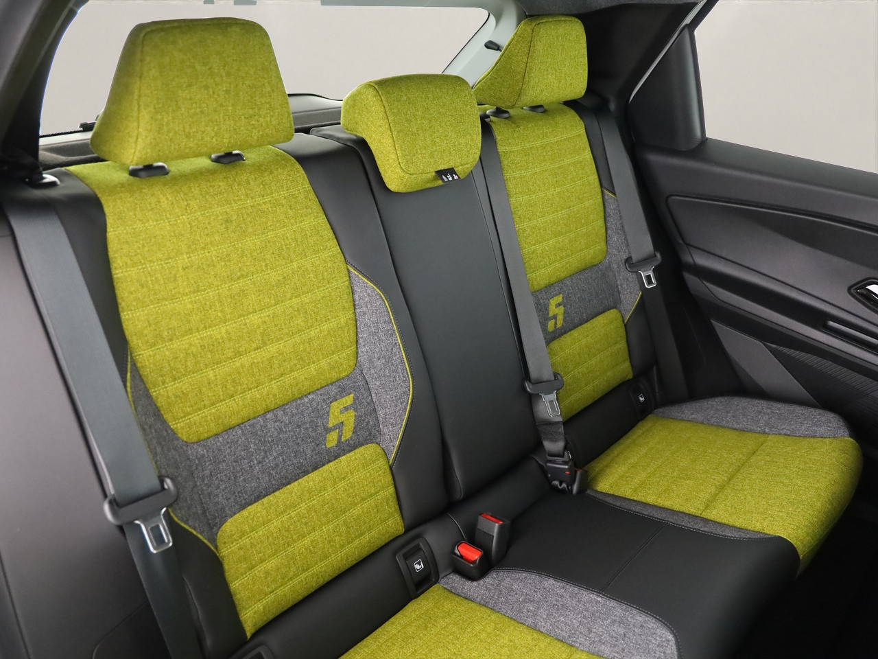 RENAULT R5 E-Tech Comfort Range iconic-image-7