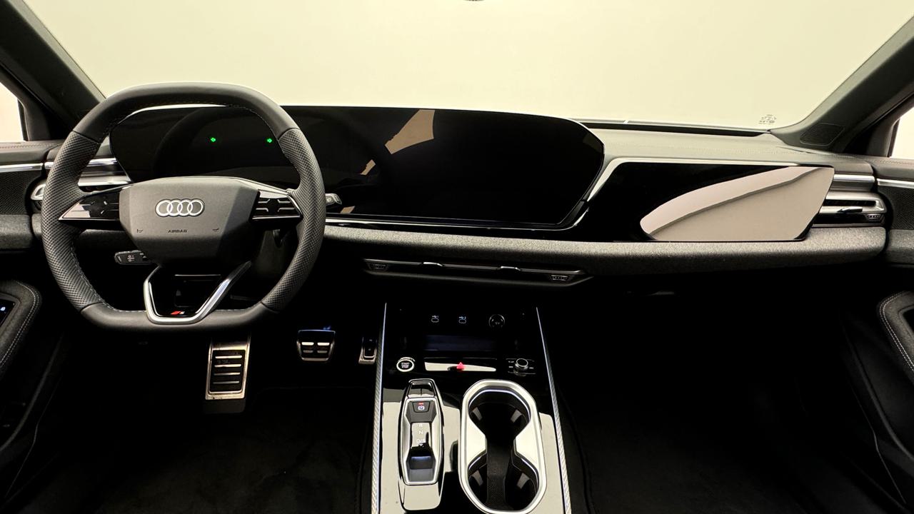 AUDI A6 Avant TDI S line quattro 150 kW S tronic-image-5