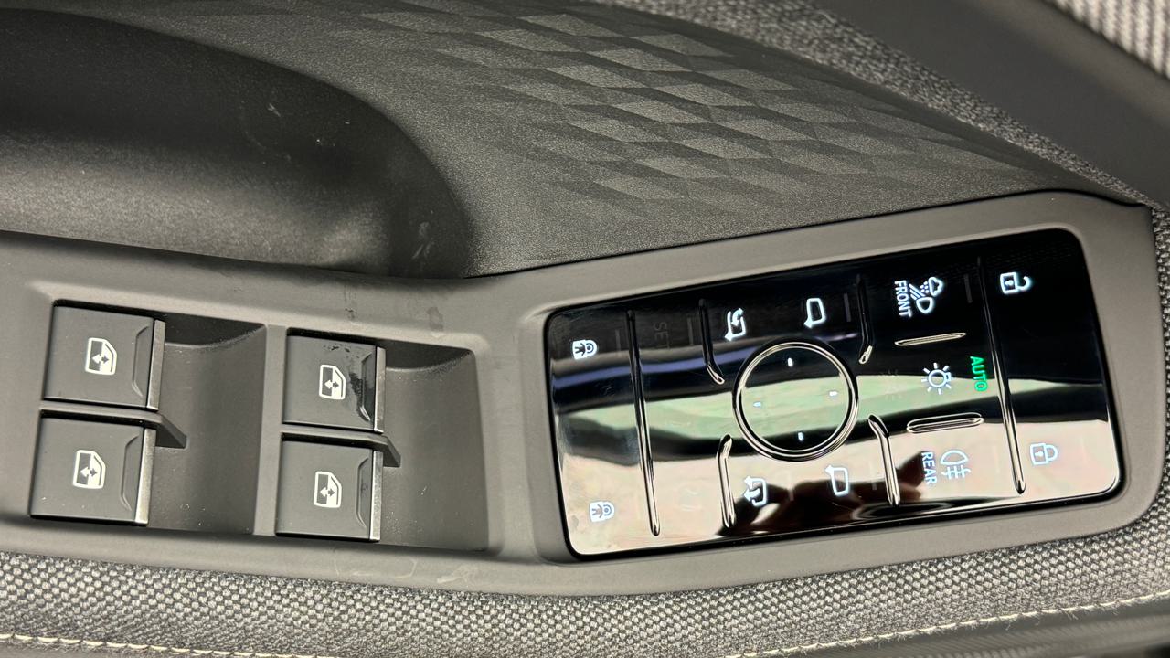 AUDI A6 Avant TDI S line quattro 150 kW S tronic-image-8