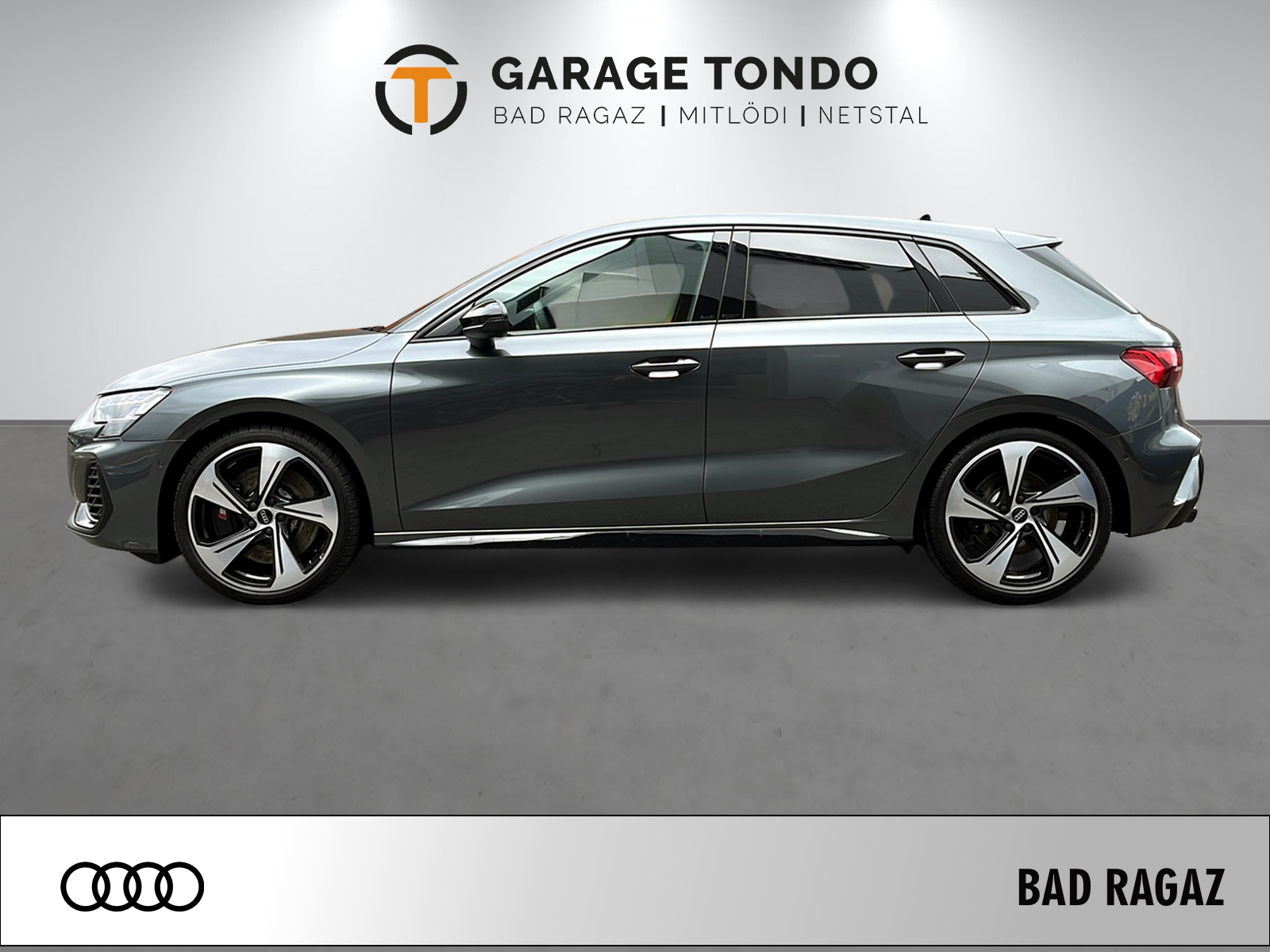 AUDI S3 Sportback 2.0 TFSI quattro S-Tronic-showroom-element-2