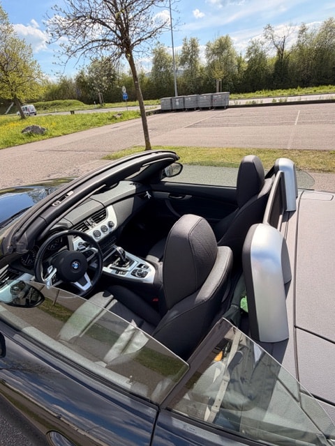 BMW Z4 sDrive35i DKG-image-2