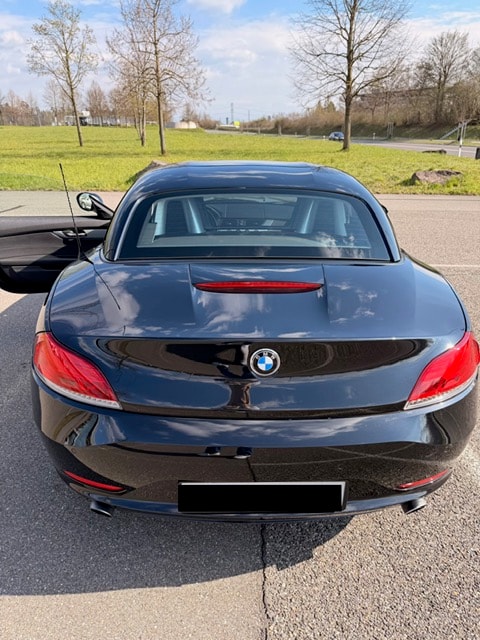 BMW Z4 sDrive35i DKG-image-4