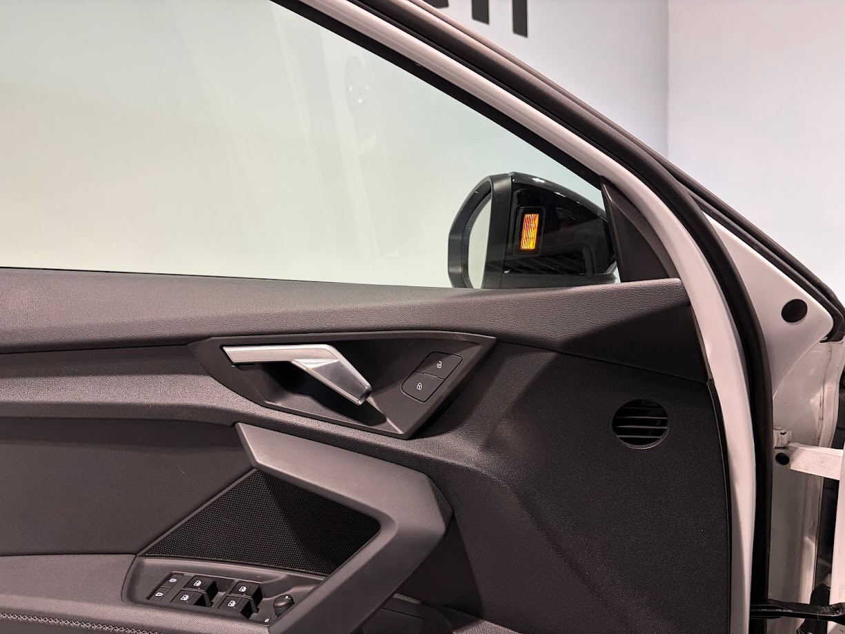 AUDI A3 Sportback 40 TFSI e S line S-tronic-image-7