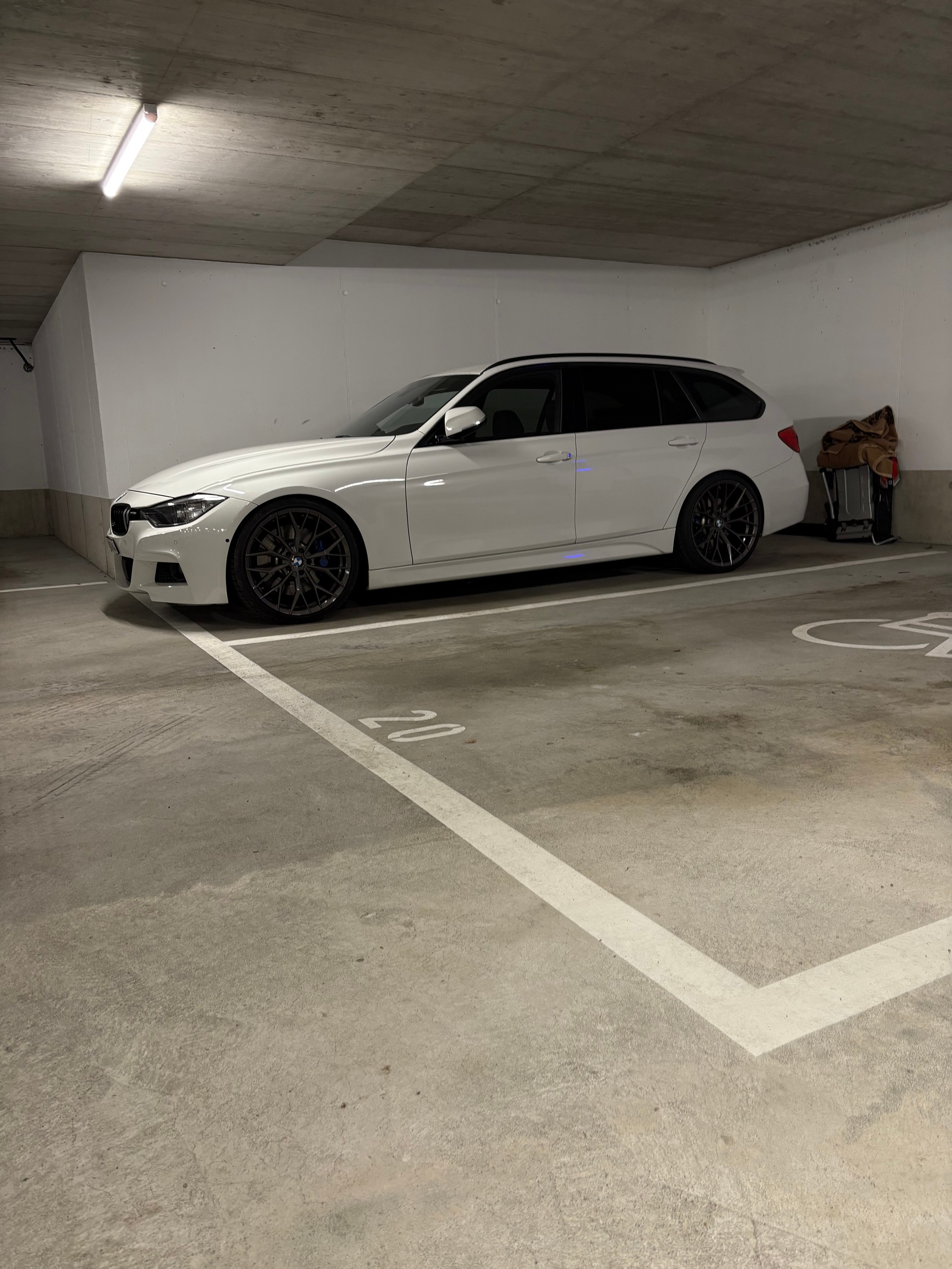 BMW 335i xDrive Touring Sport Line Steptronic-image-3