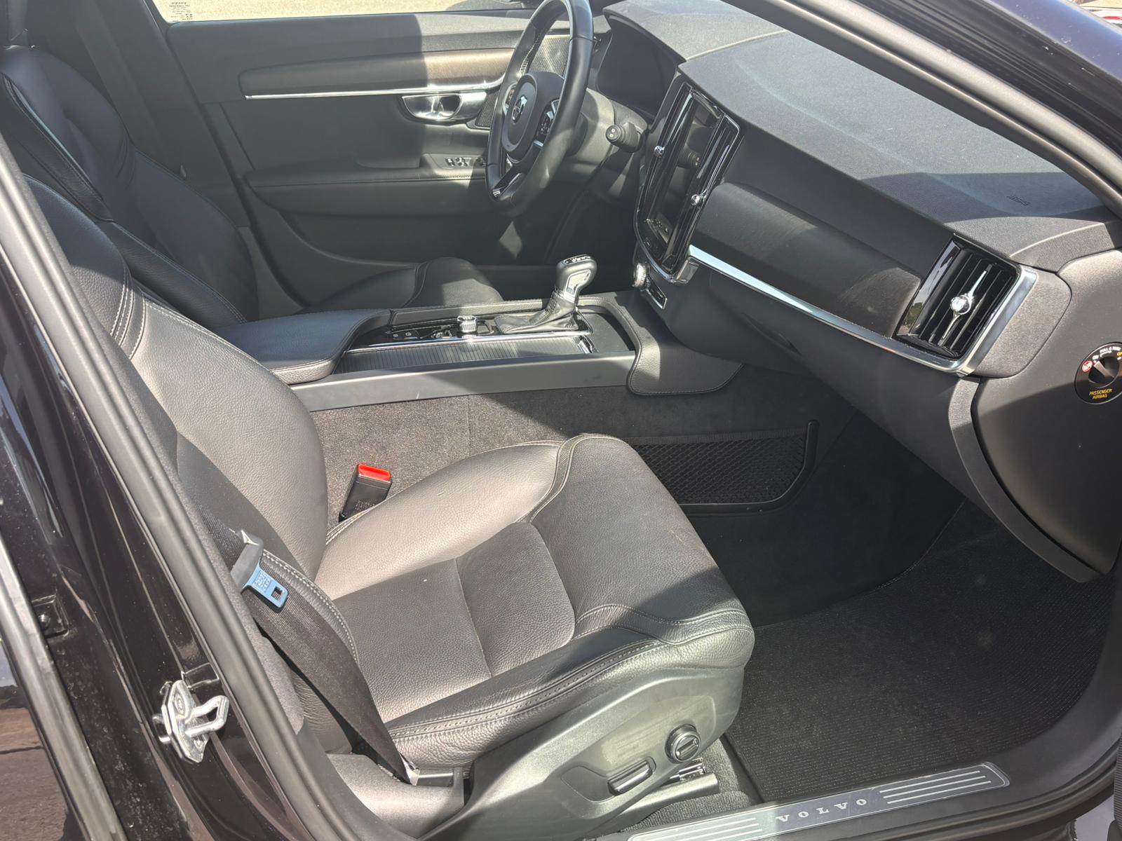 VOLVO V90 Cross Country D4 Pro AWD Geartronic-image-14