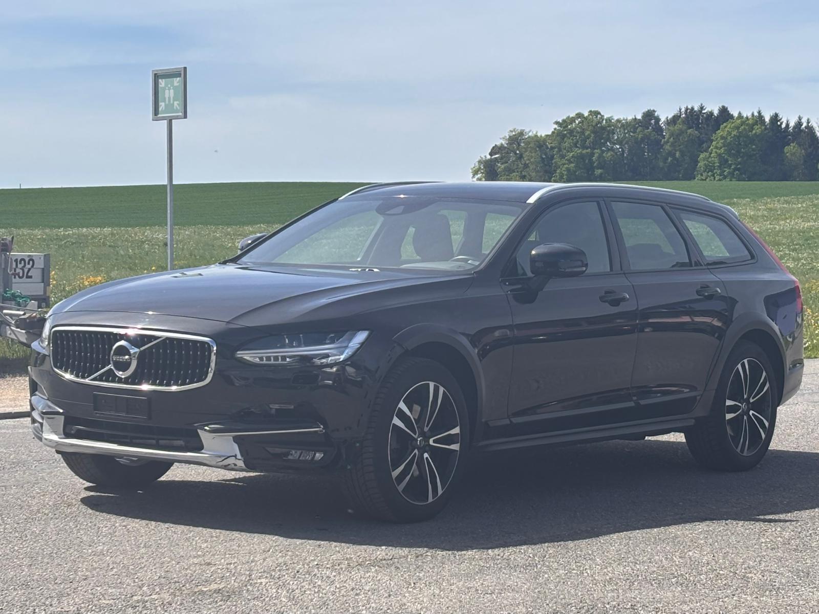 VOLVO V90 Cross Country D4 Pro AWD Geartronic