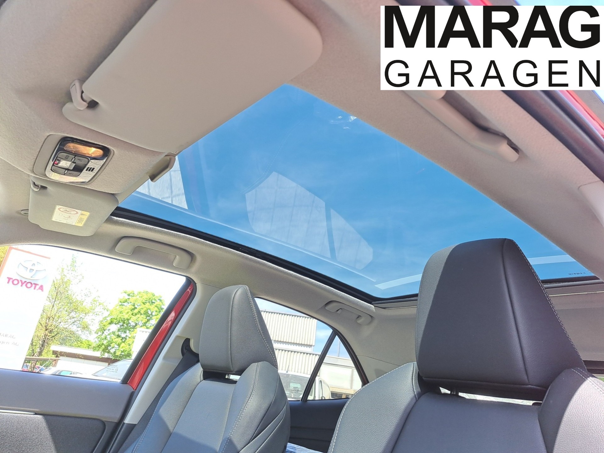 TOYOTA Yaris Cross 1.5 Elegant e-CVT AWDi-image-7