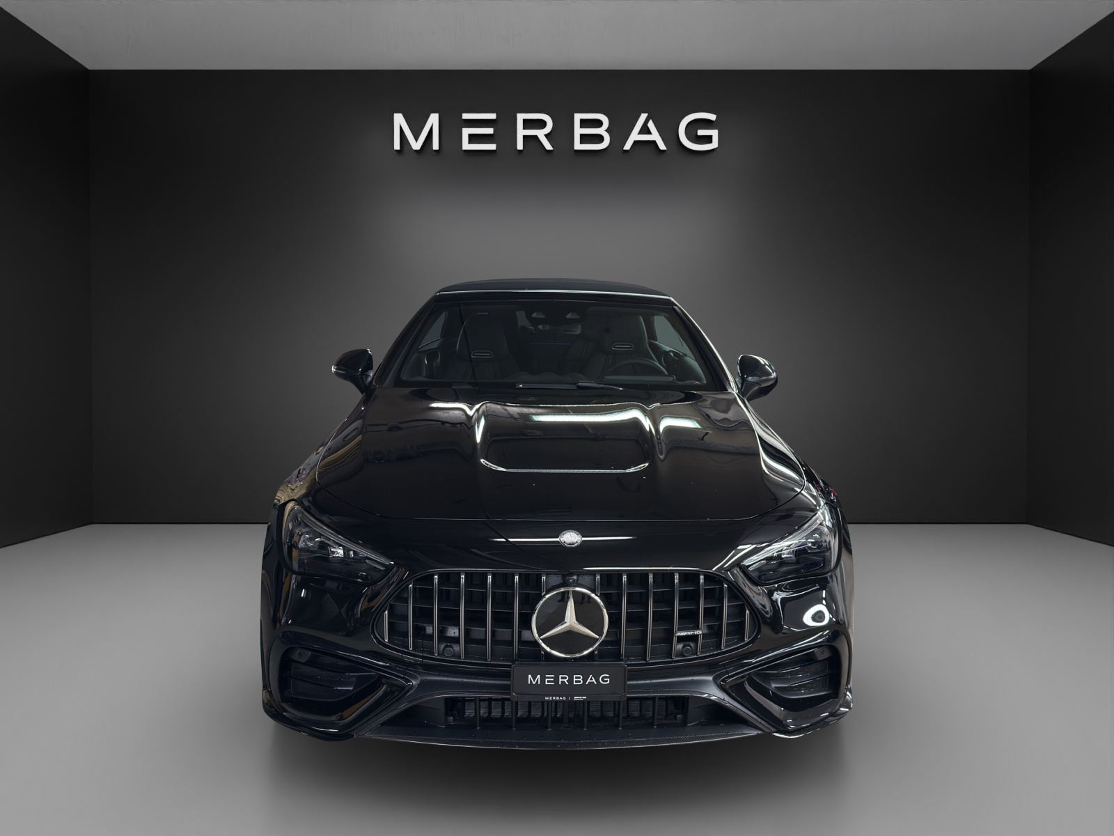 MERCEDES-BENZ CLE AMG 53 Cabrio 4Matic+ 9G-Tronic-image-6