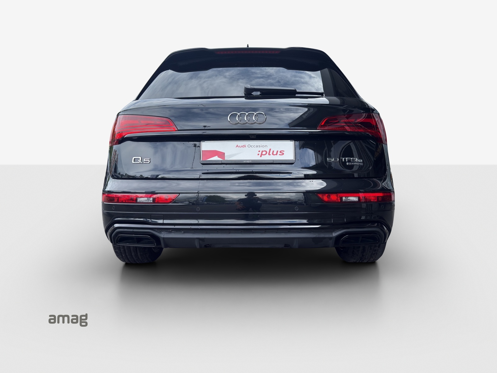 AUDI Q5 50 TFSI e PHEV S line quattro S-tronic-image-4
