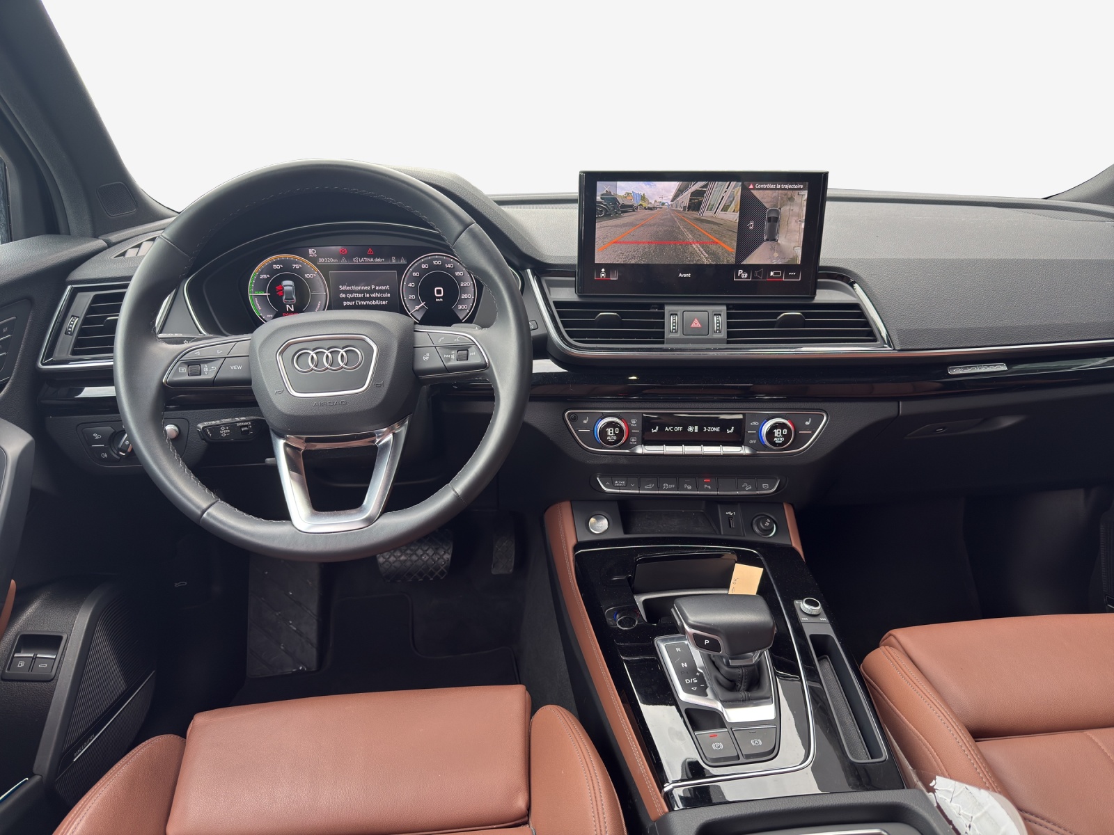 AUDI Q5 50 TFSI e PHEV S line quattro S-tronic-image-9