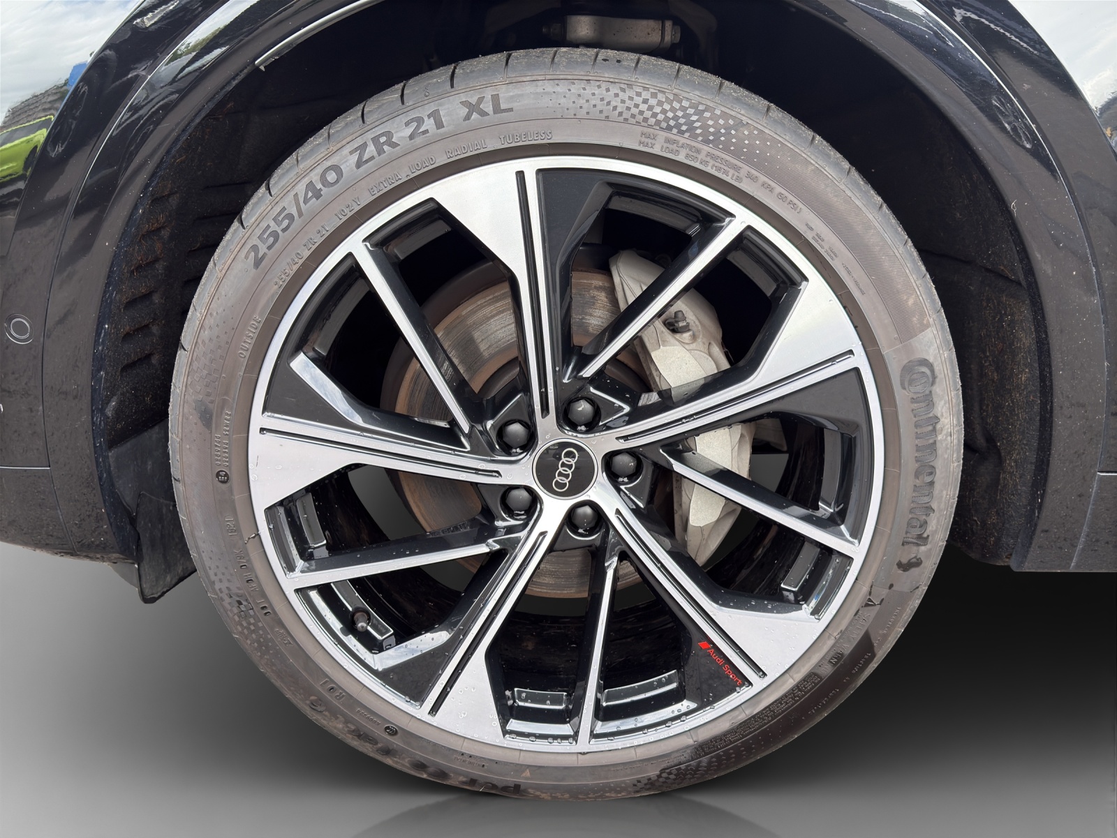AUDI Q5 50 TFSI e PHEV S line quattro S-tronic-image-14