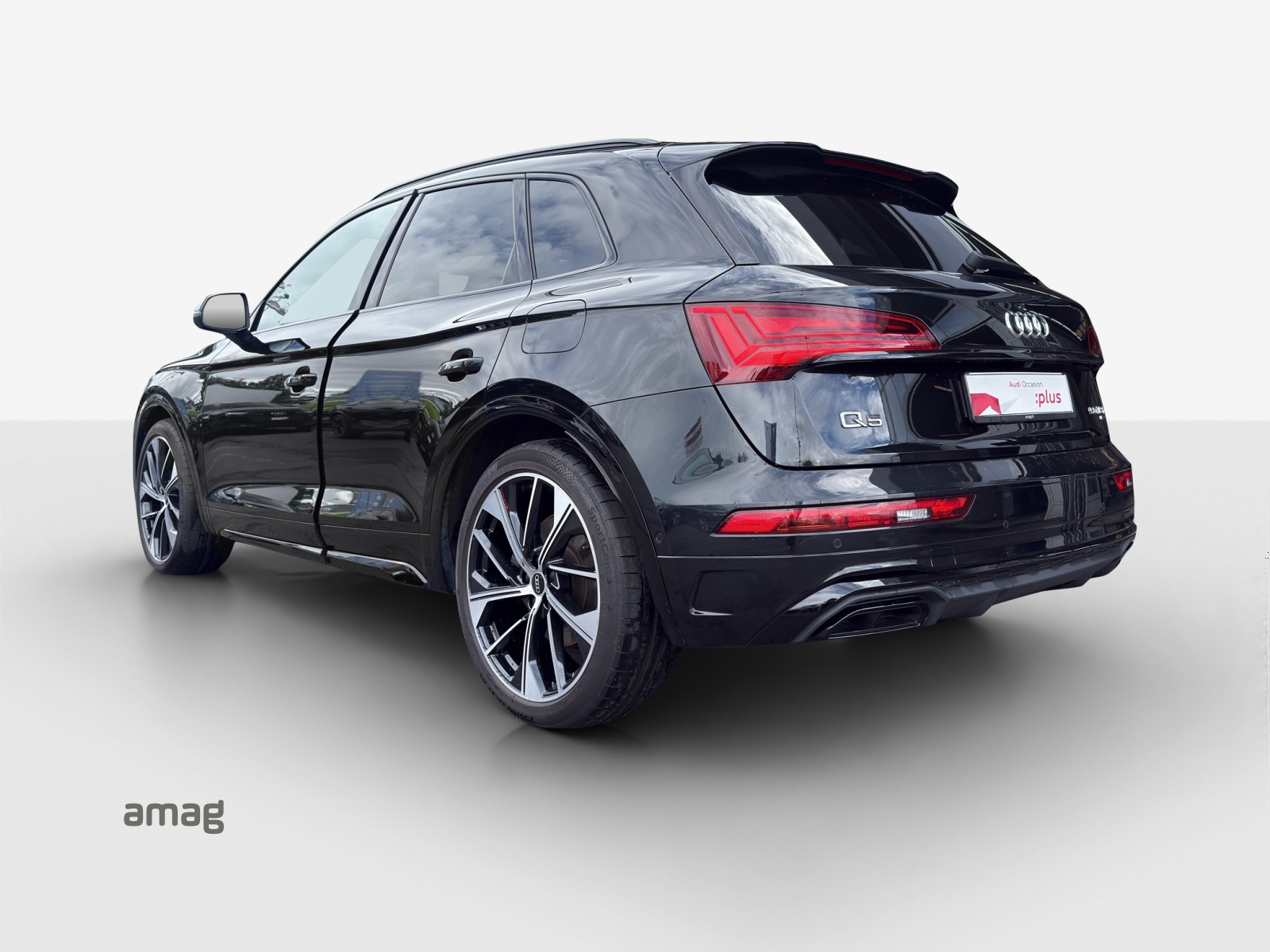 AUDI Q5 50 TFSI e PHEV S line quattro S-tronic-image-2