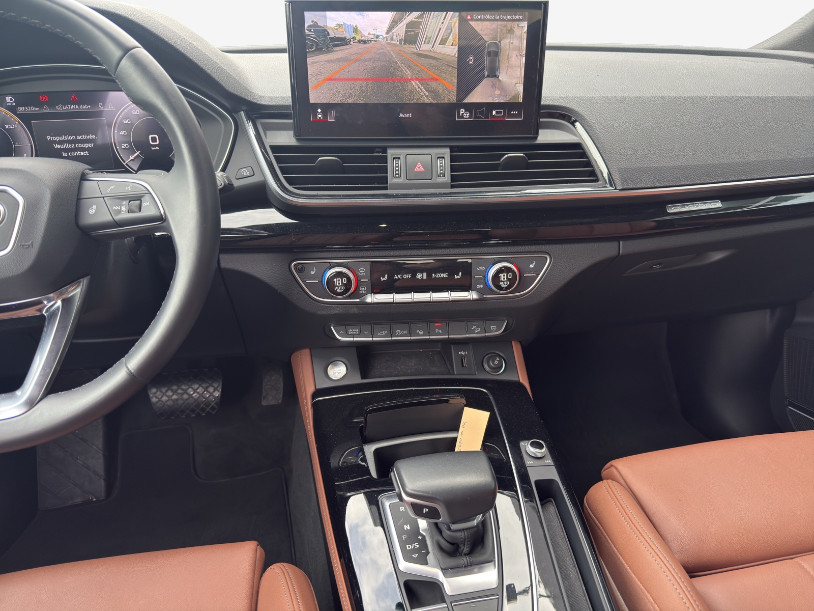 AUDI Q5 50 TFSI e PHEV S line quattro S-tronic-image-11