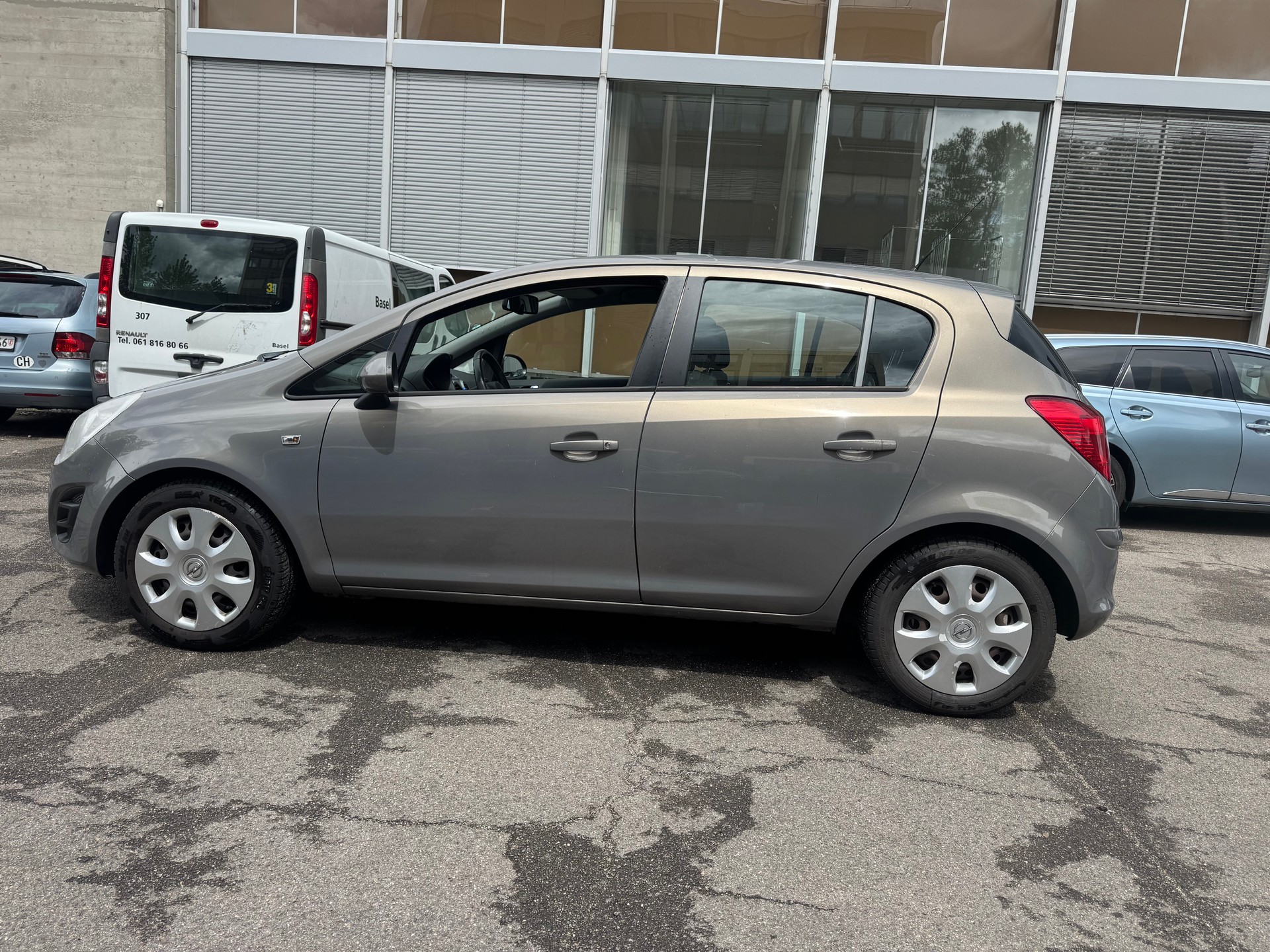OPEL Corsa 1.4 TP Enjoy-image-1