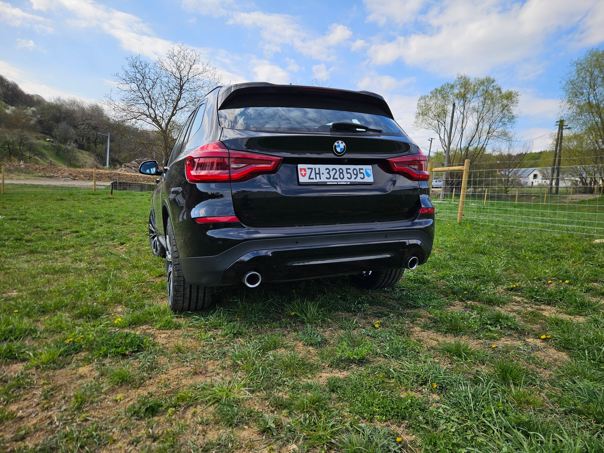 BMW 30d xDrive-image-2