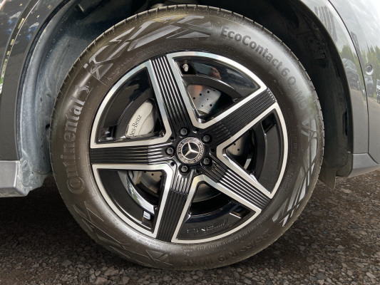 MERCEDES-BENZ GLC 300 d 4M 9G-Tronic-image-8