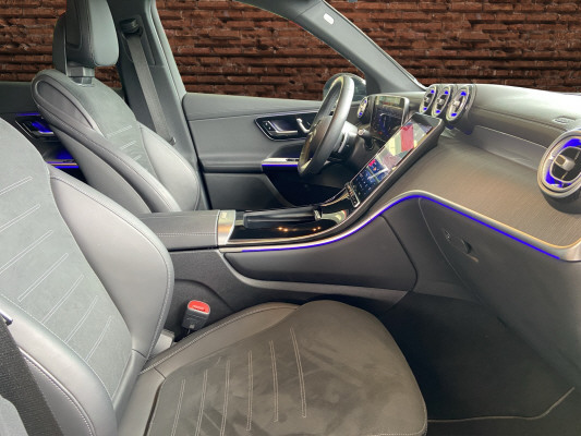 MERCEDES-BENZ GLC 300 d 4M 9G-Tronic-image-11