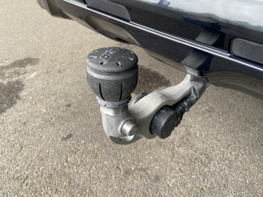 MERCEDES-BENZ GLC 300 d 4M 9G-Tronic-image-6