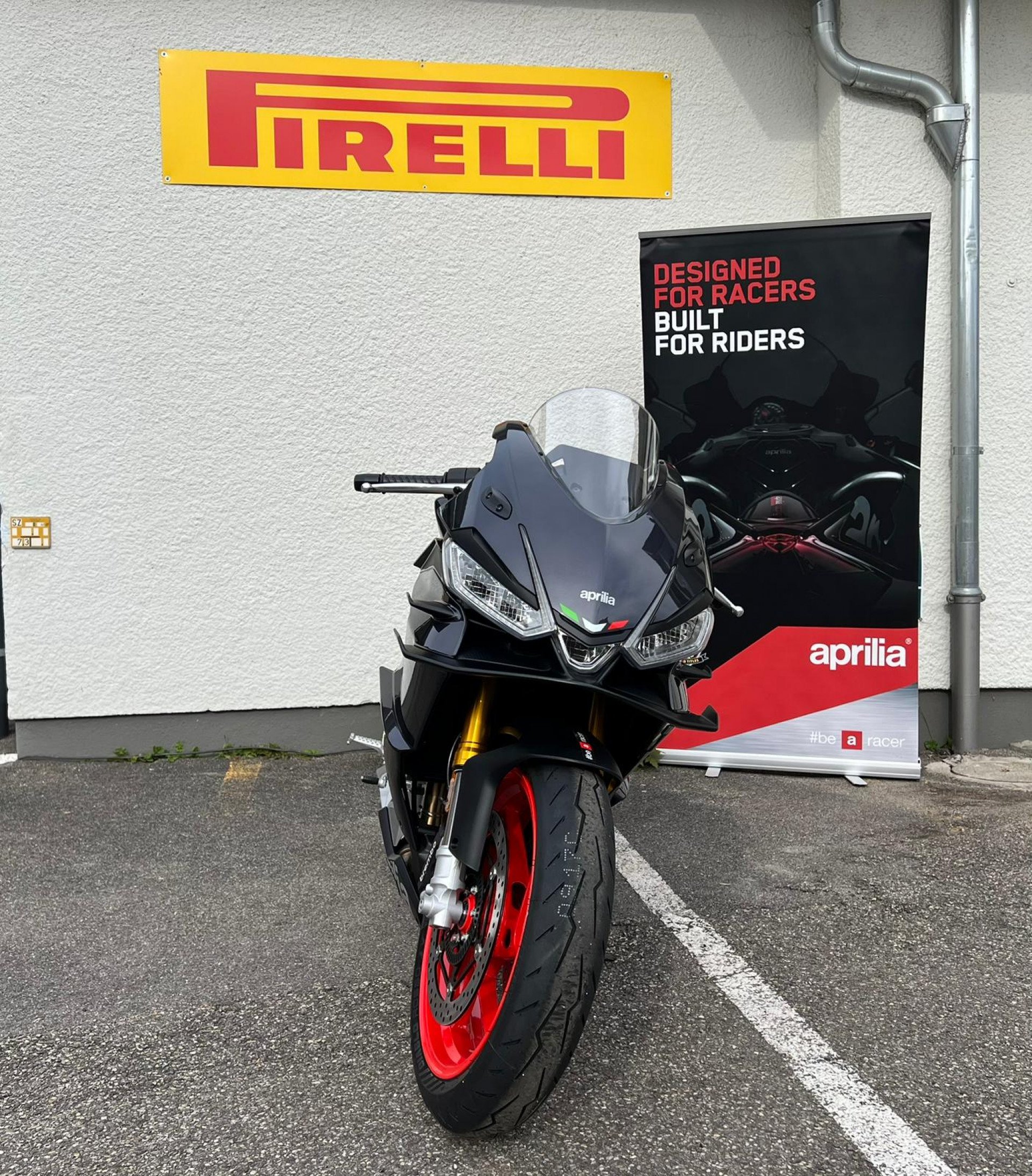 APRILIA RS 660-showroom-element-3