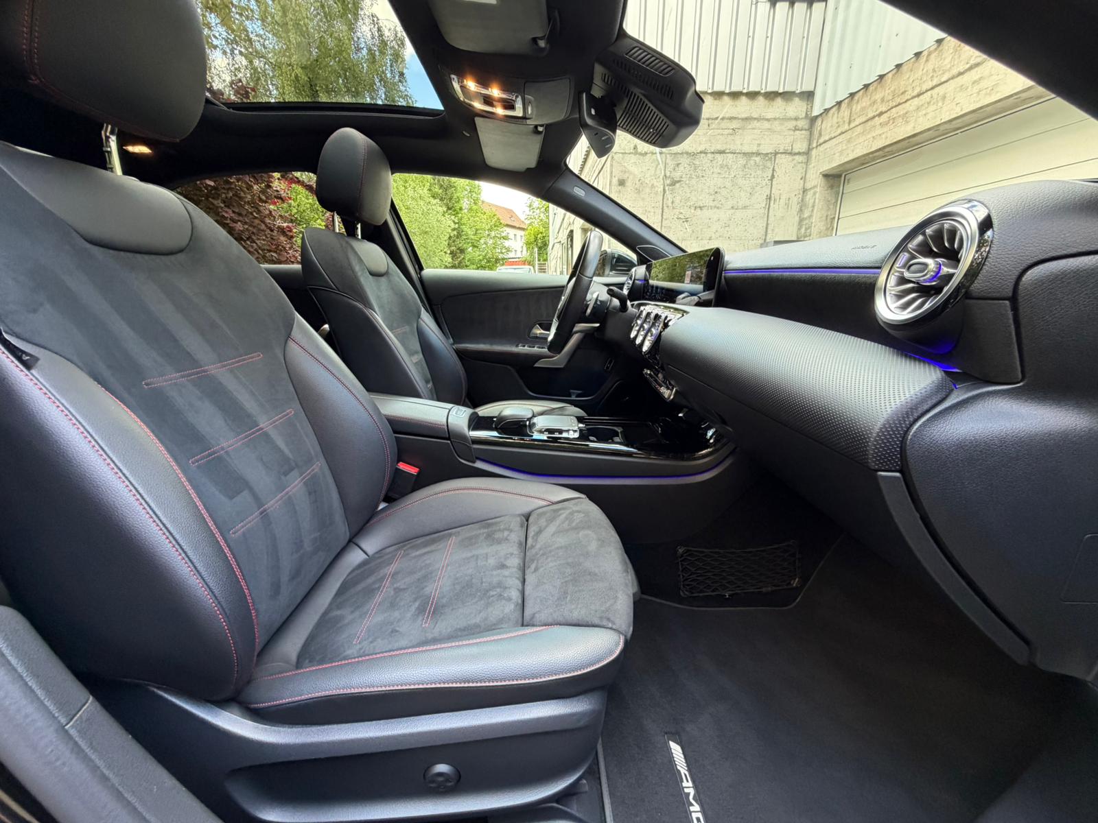 MERCEDES-BENZ A 250 4Matic AMG Line 4Matic 7G-DCT-image-15