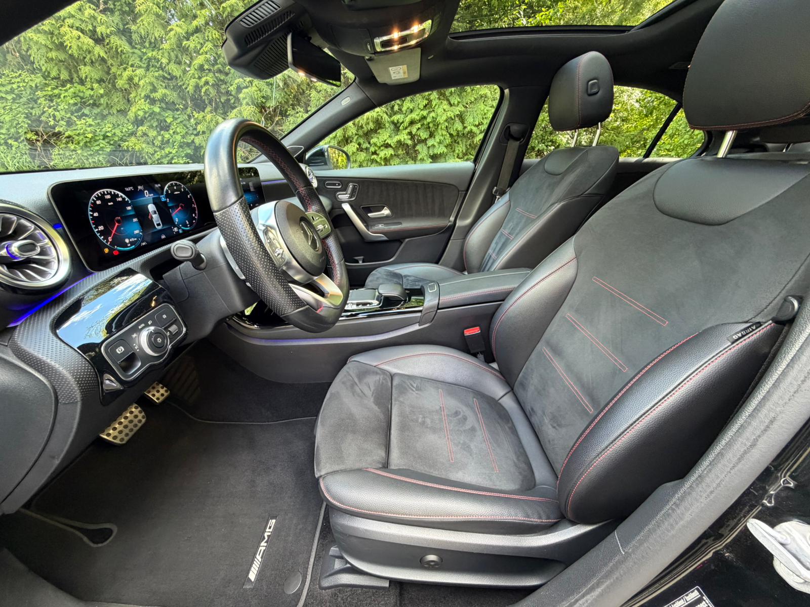 MERCEDES-BENZ A 250 4Matic AMG Line 4Matic 7G-DCT-image-9