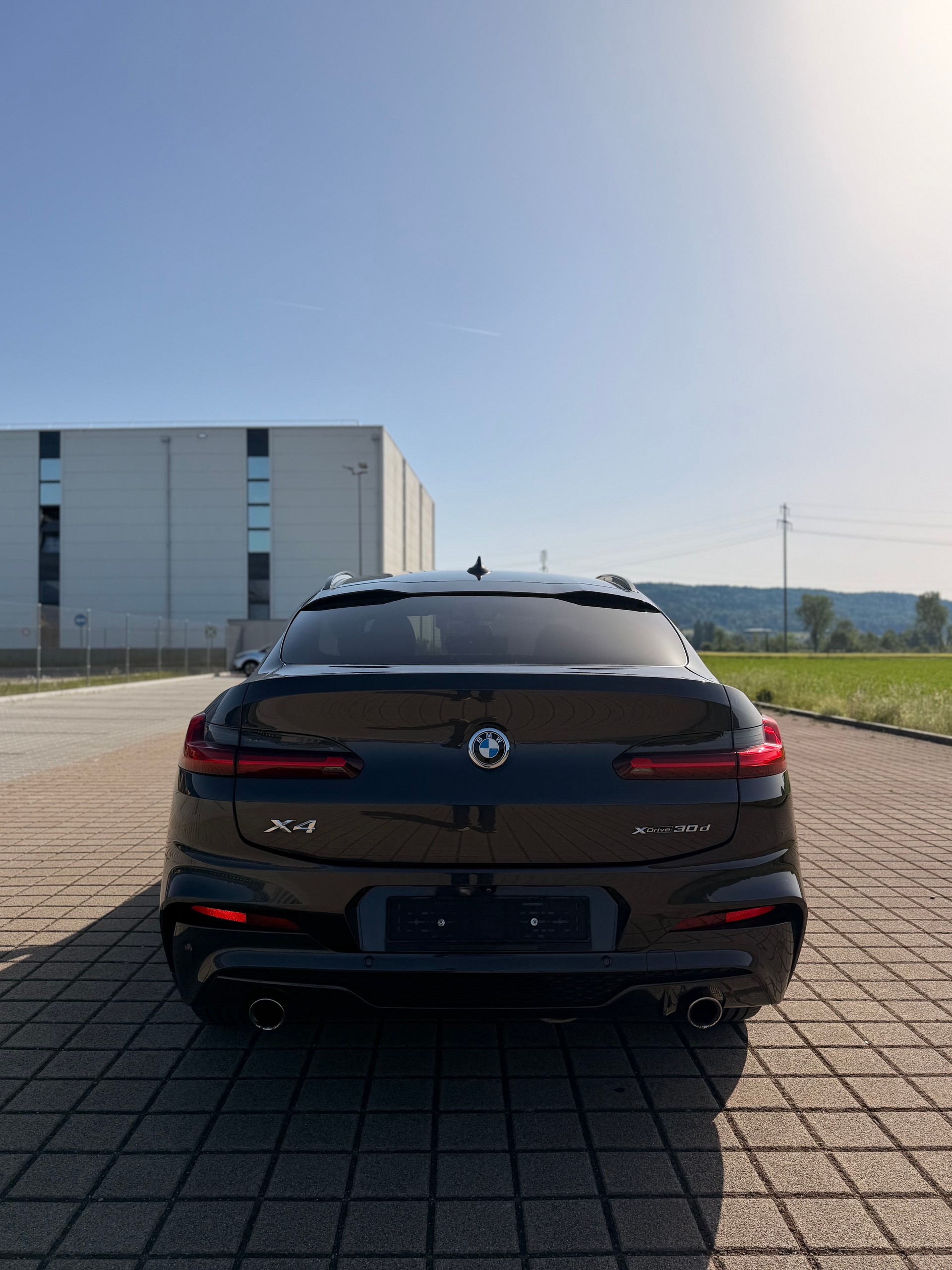 BMW X4 xDrive 30d M Sport X Steptronic-image-9