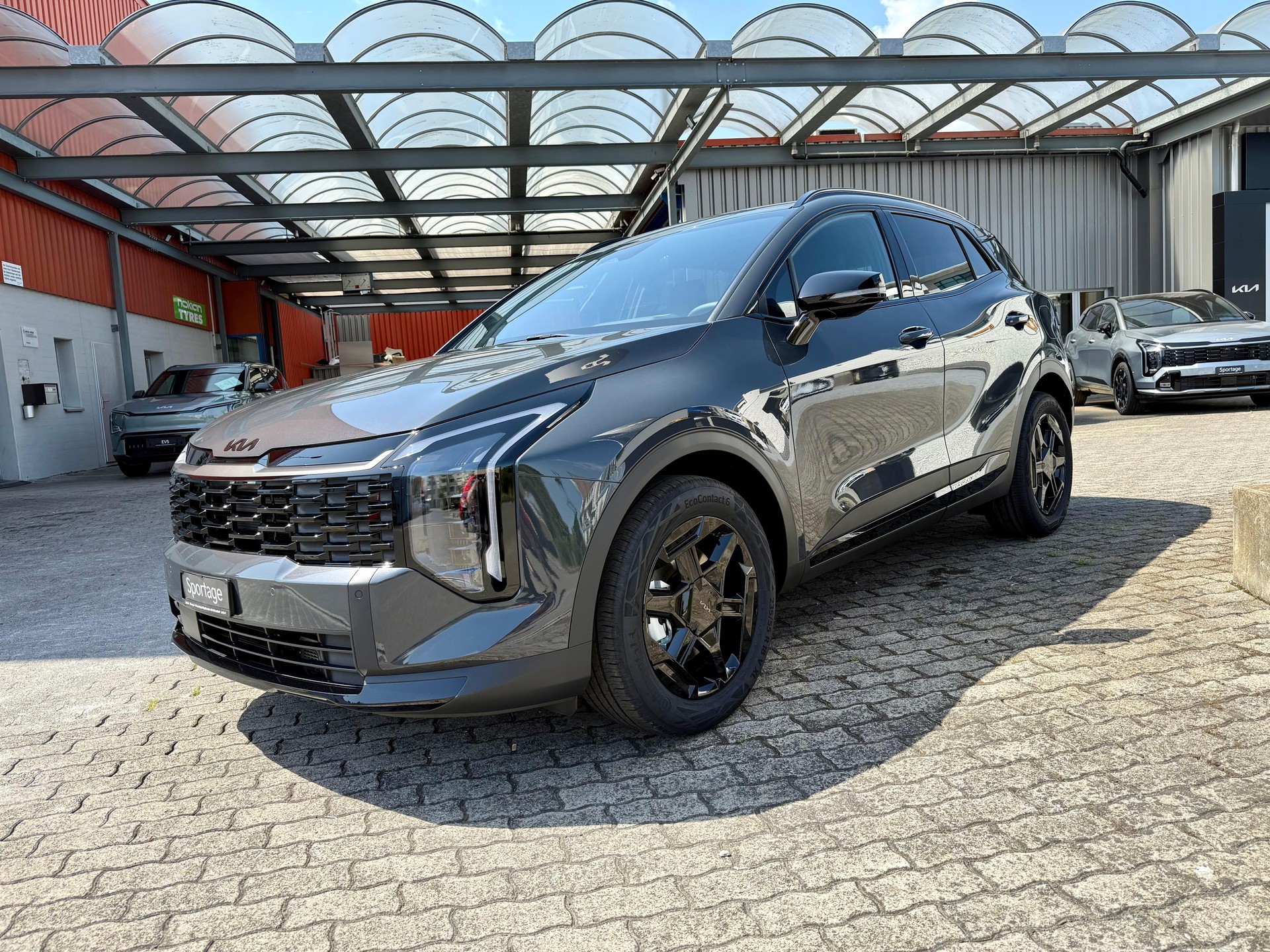 KIA Sportage 1.6 T-GDi Hybrid Black Edition-image-1