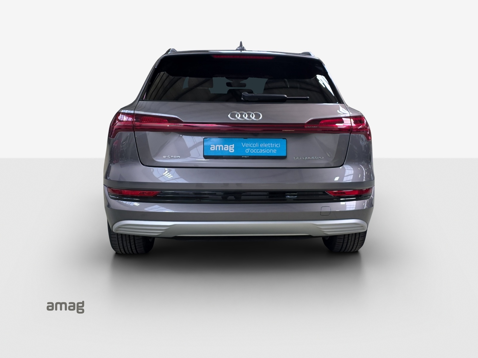 AUDI e-tron 55 Advanced quattro-image-4
