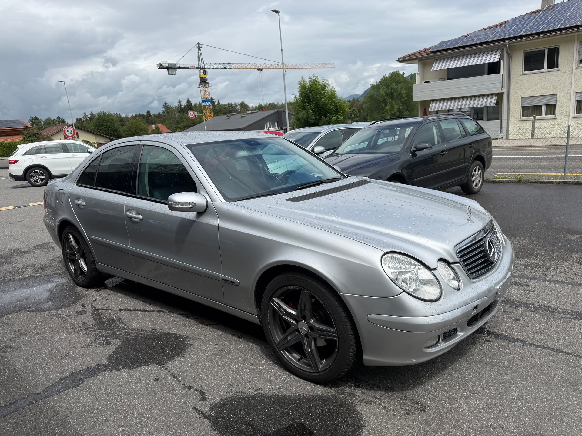 MERCEDES-BENZ E 320 CDI Classic Automatic-image-1