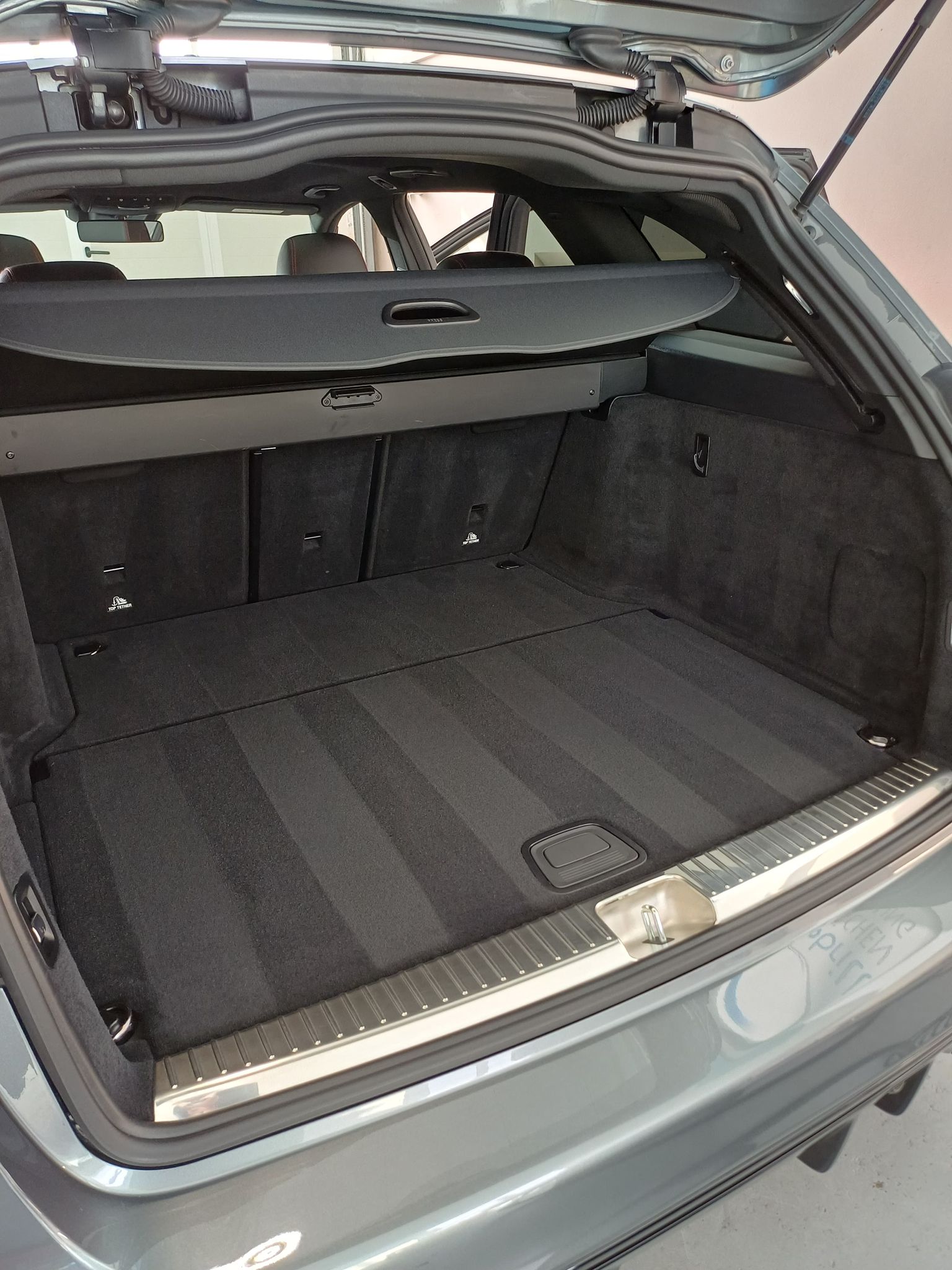 MERCEDES-BENZ C 43 AMG 4Matic 9G-Tronic-image-11