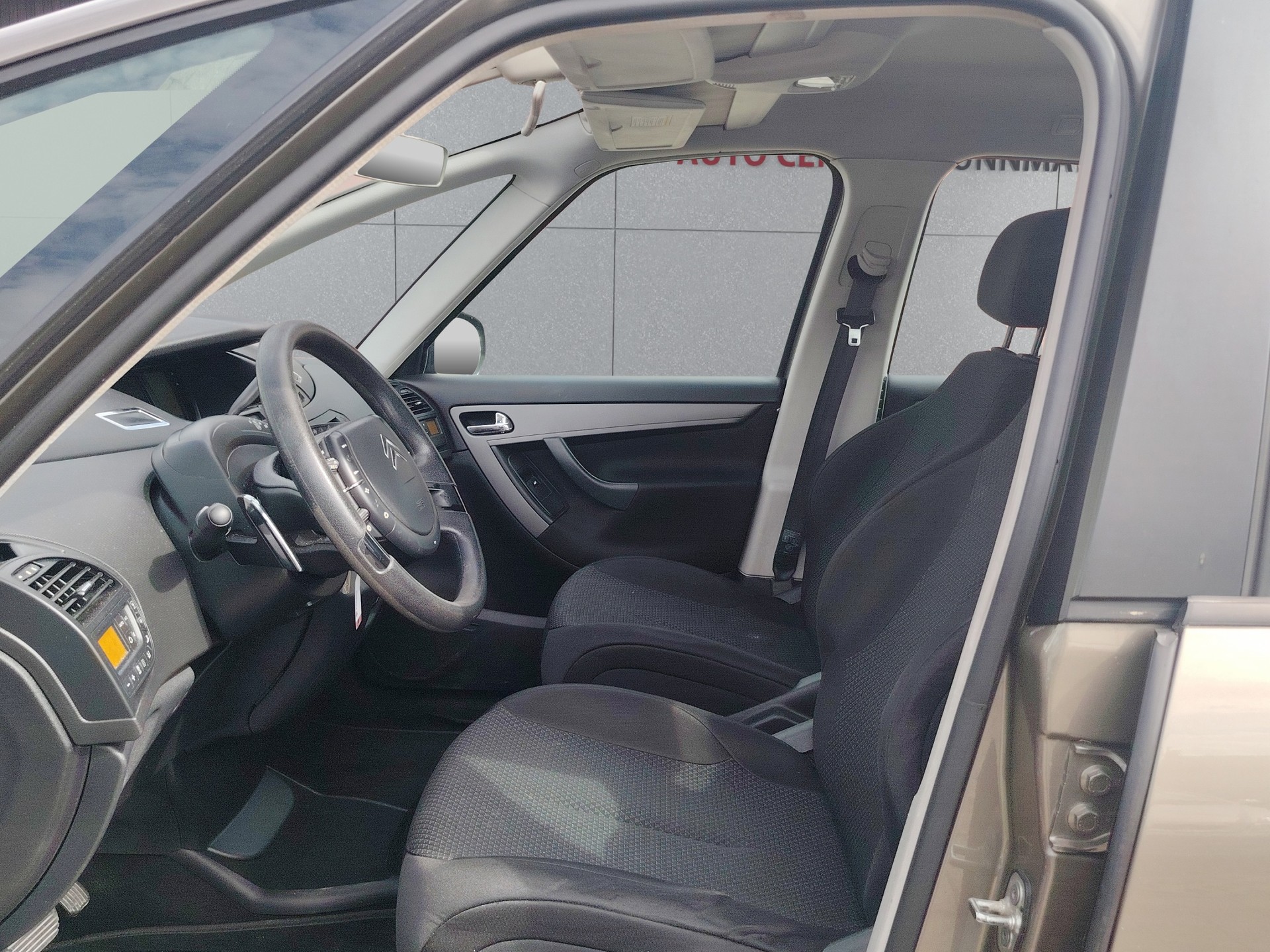 CITROEN Grand C4 Picasso 1.6 HDI 16V Dynamique BMP6-image-11