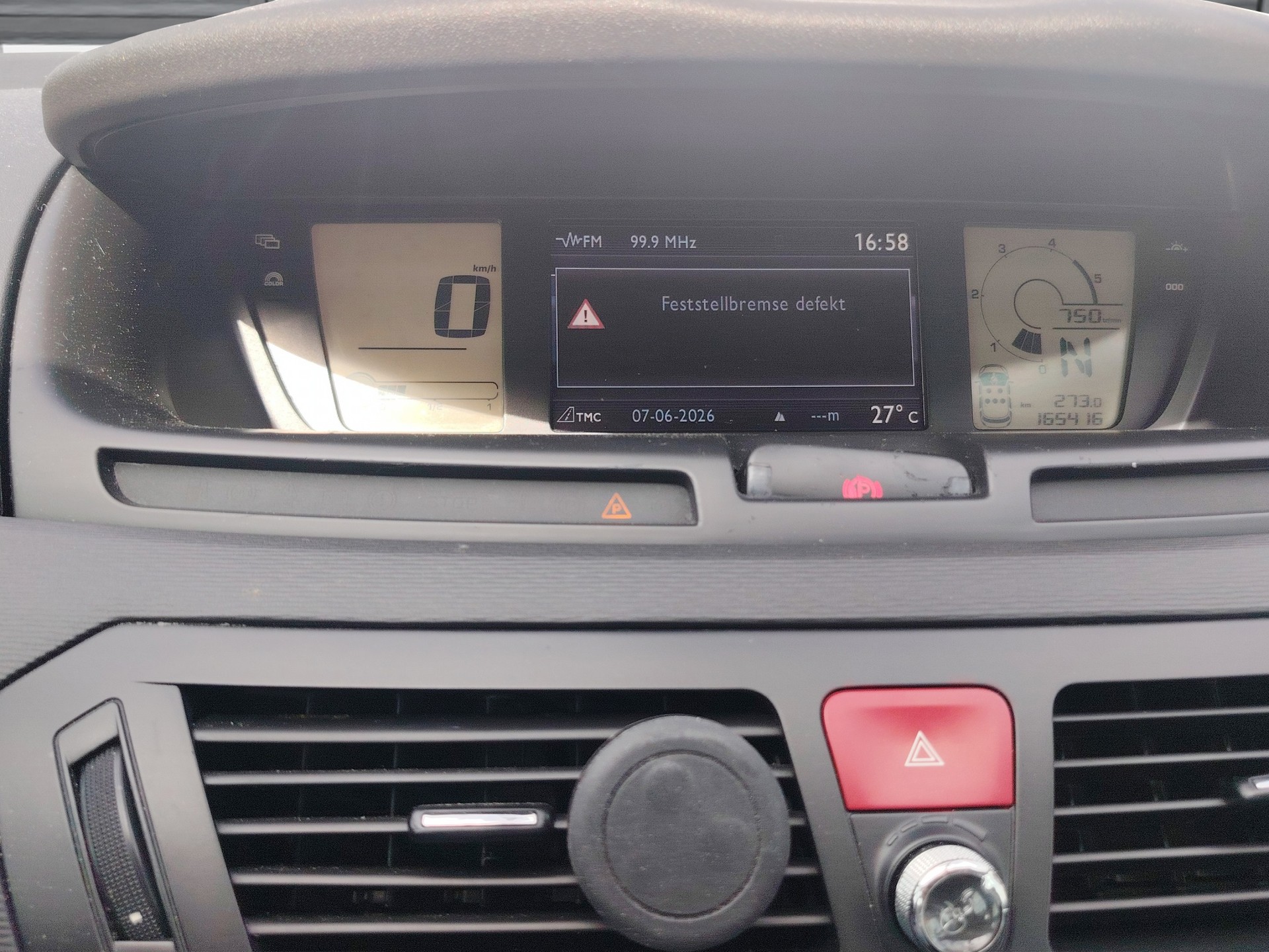 CITROEN Grand C4 Picasso 1.6 HDI 16V Dynamique BMP6-image-12