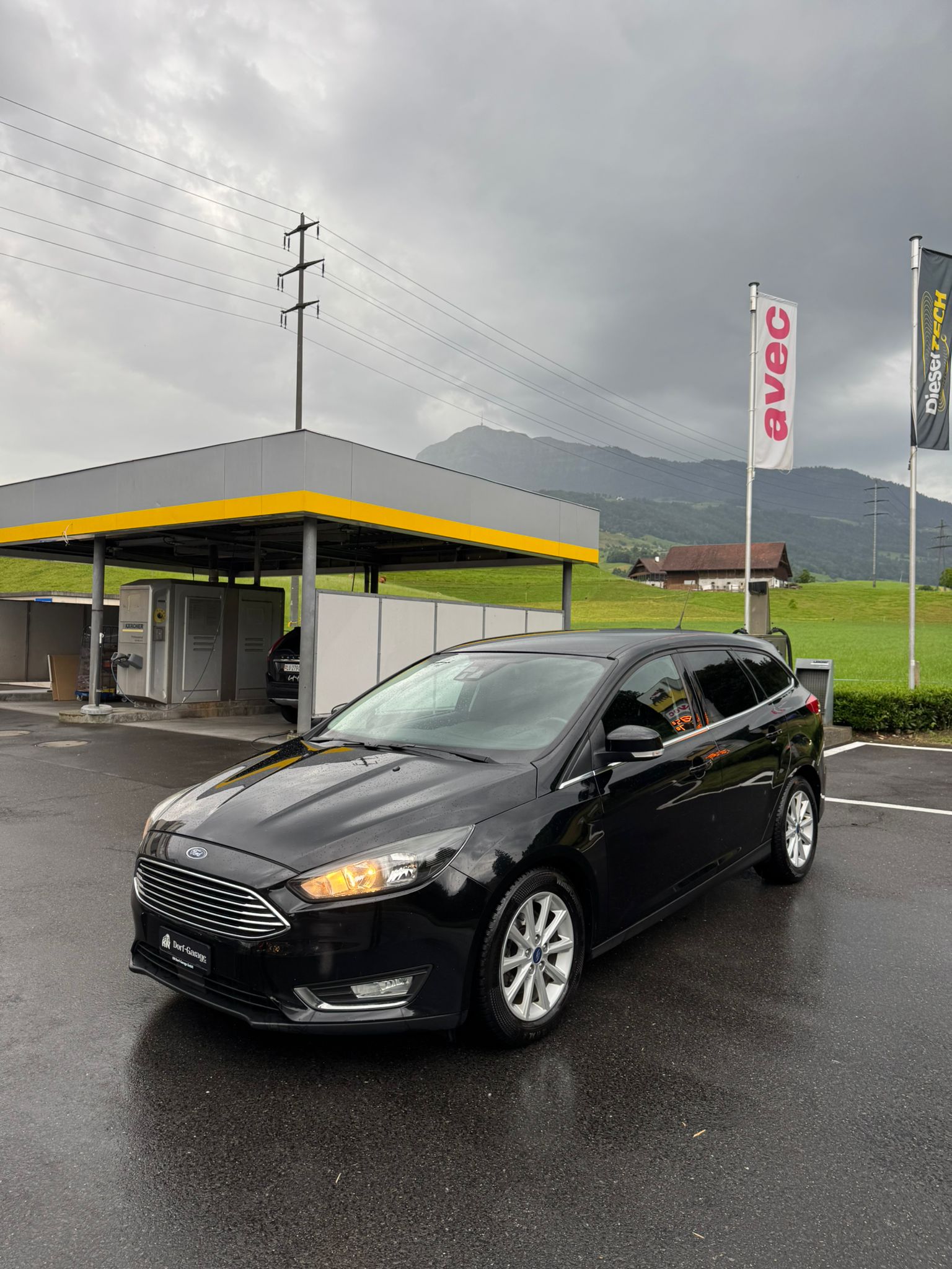 FORD Focus 2.0 TDCi Trend Powershift-image-2