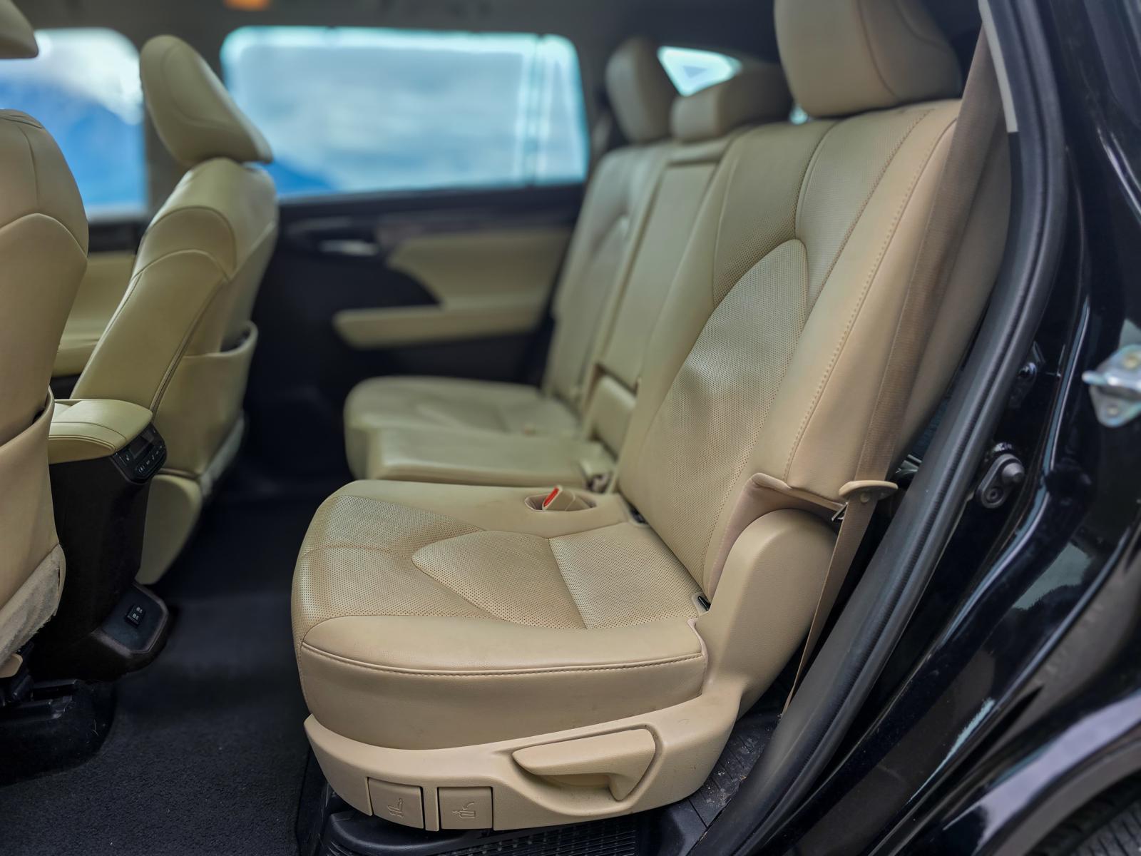TOYOTA 2.5 HSD Premium-image-3