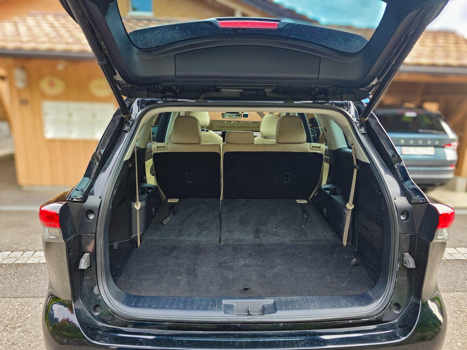 TOYOTA 2.5 HSD Premium-image-5